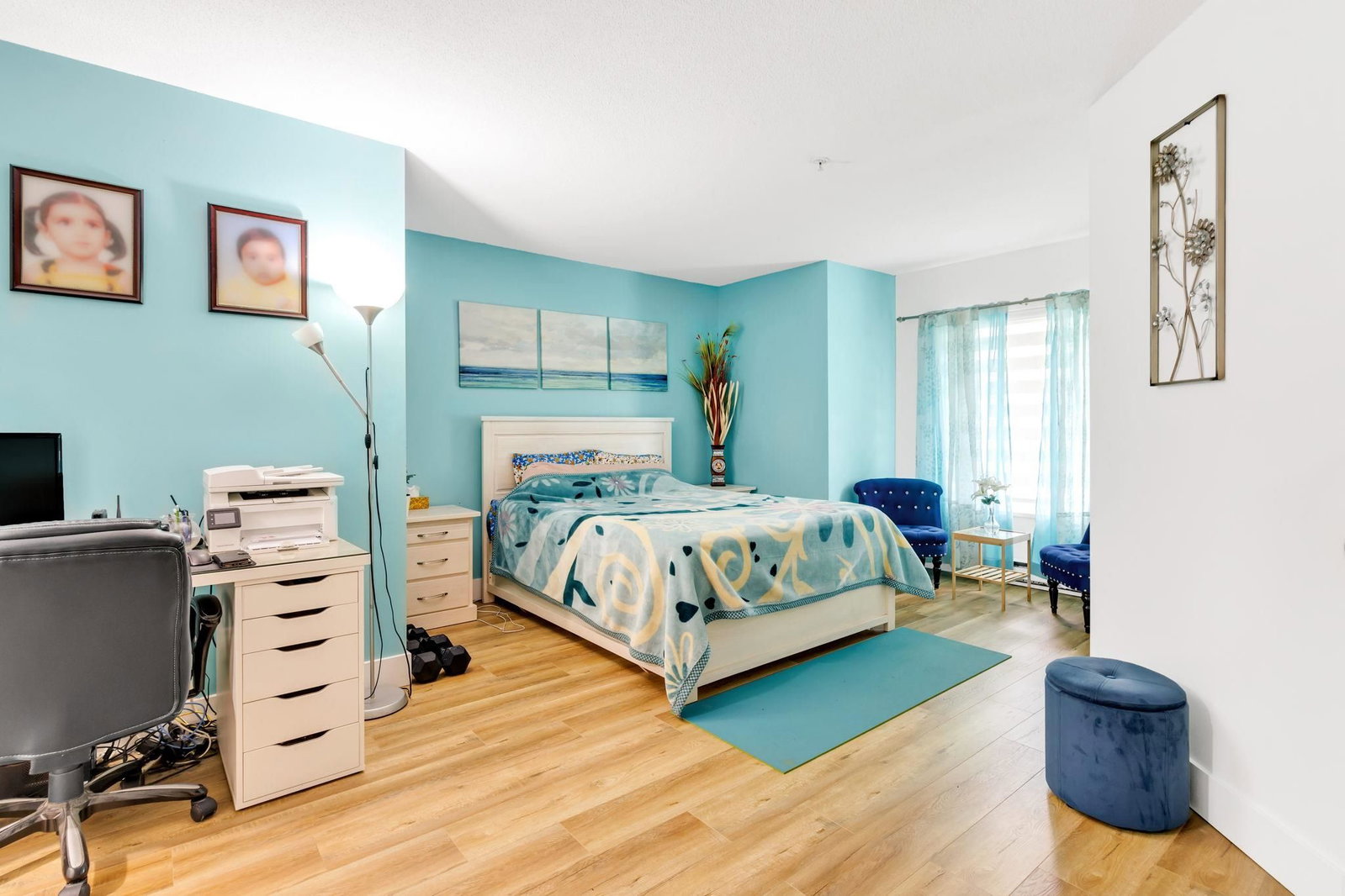 Listing Image 9