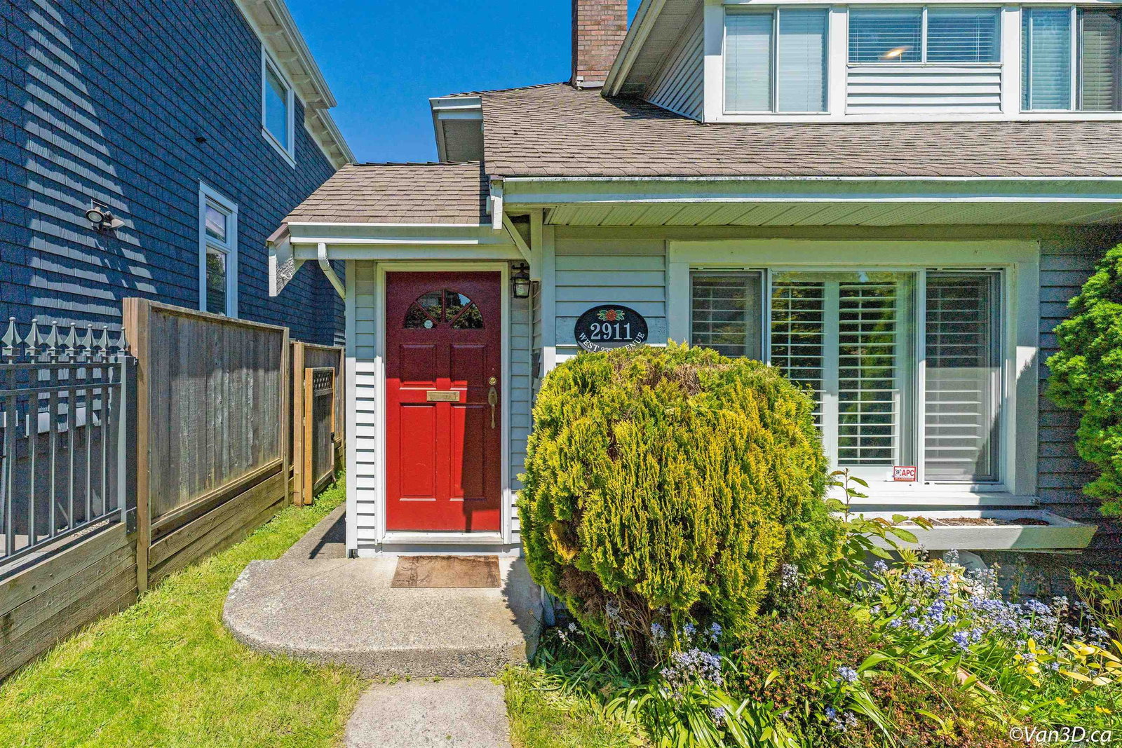 Listing Image 4