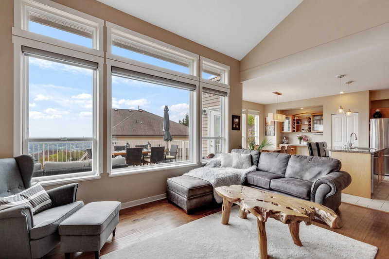 4 Hickory Drive, Port Moody, V3H 5L9 | Image 3