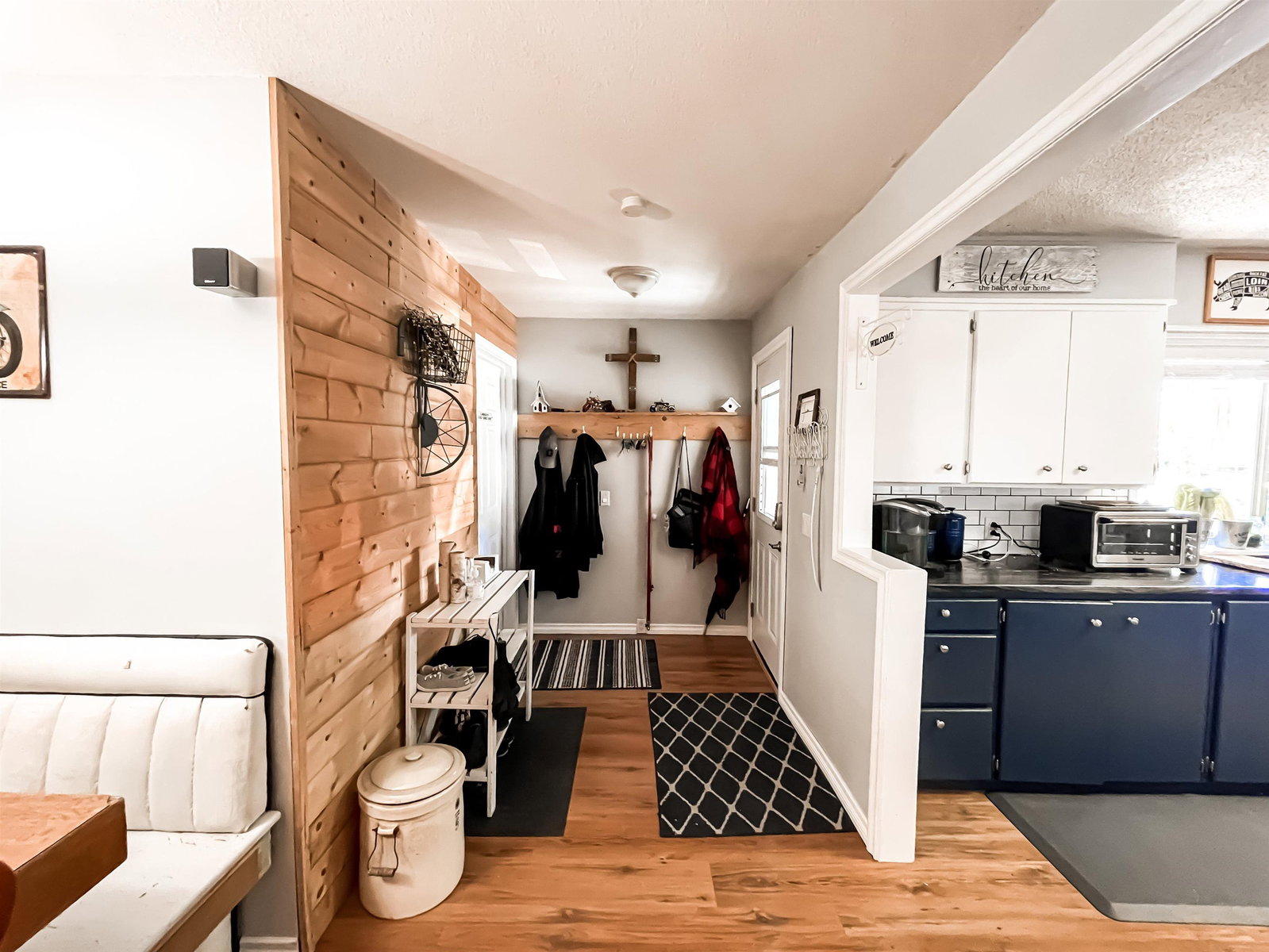 Listing Image 16