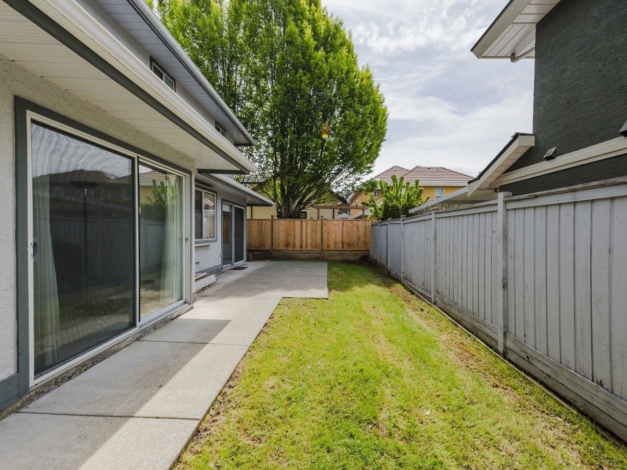Listing Image 14