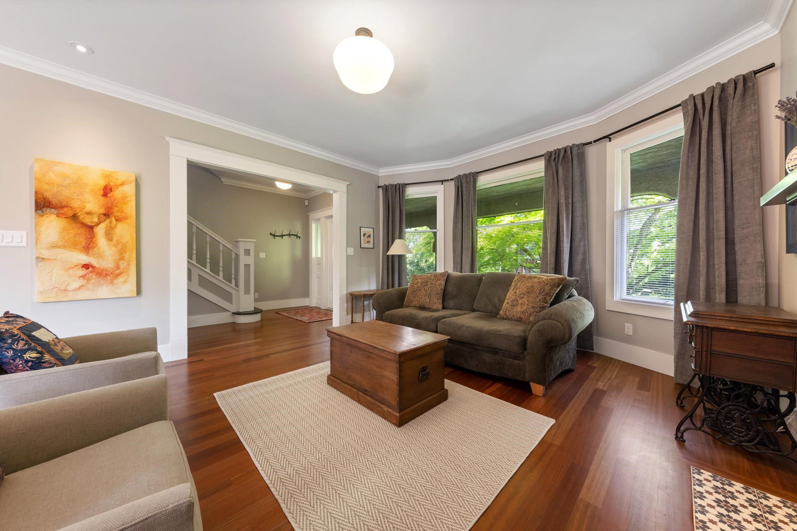 Listing Image 11