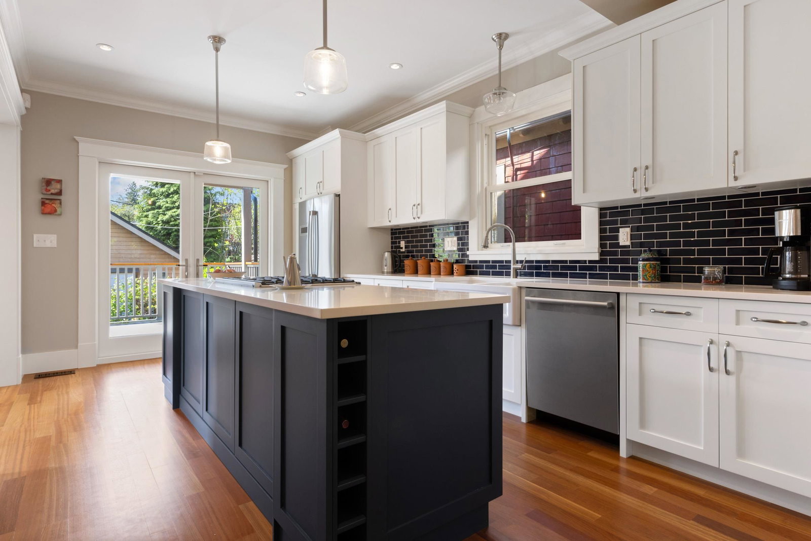 Listing Image 15