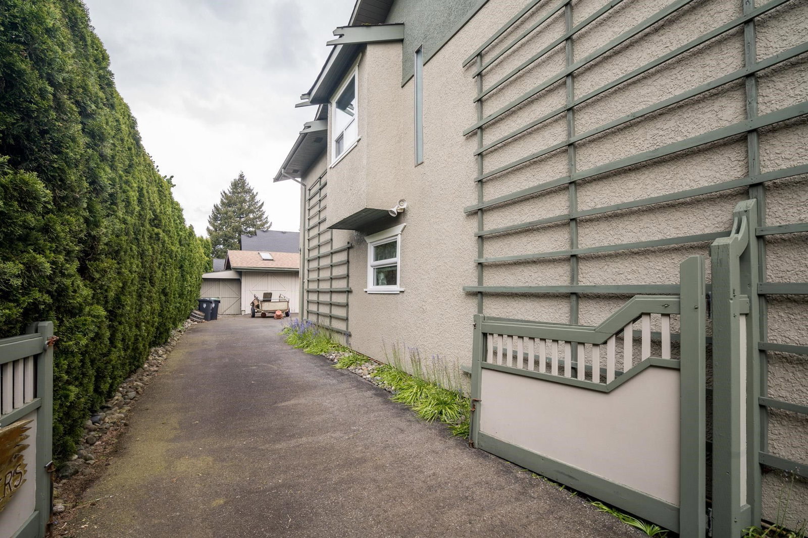 Listing Image 32