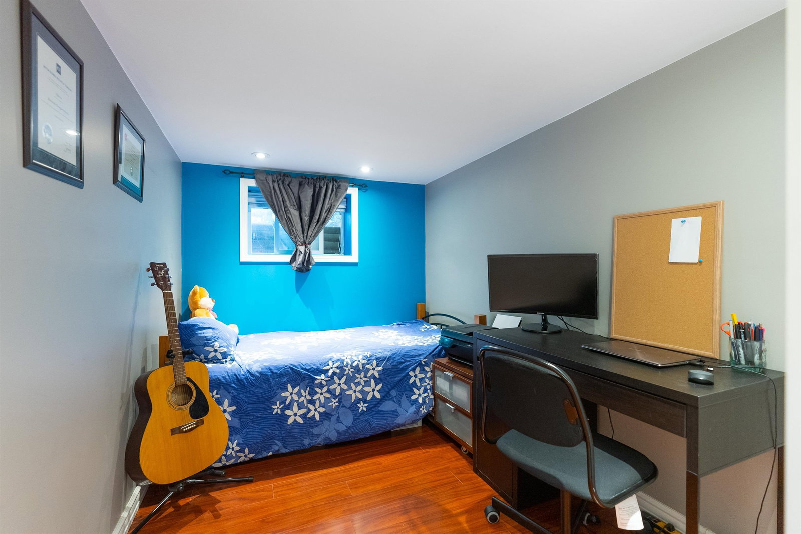 Listing Image 15