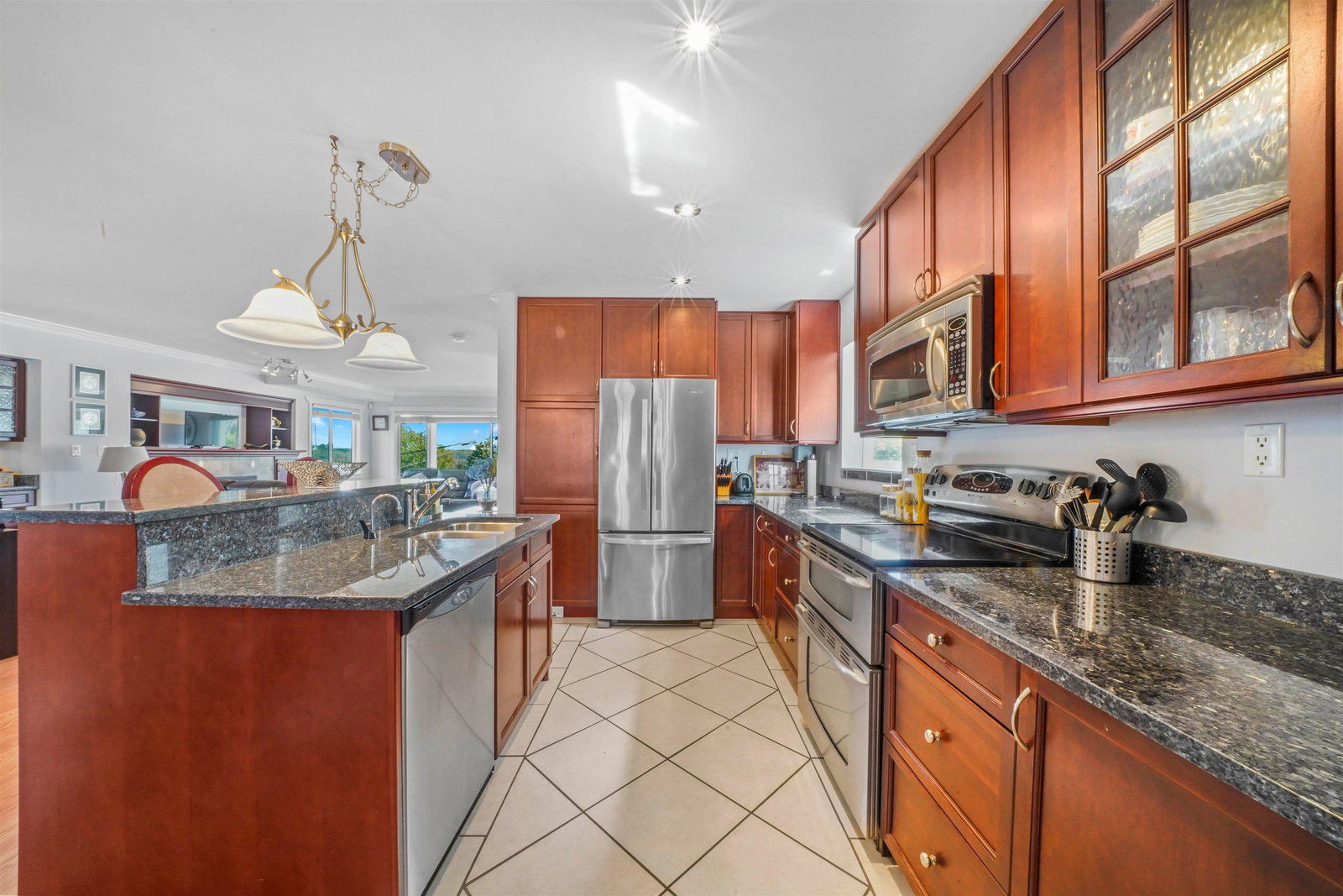 Listing Image 14