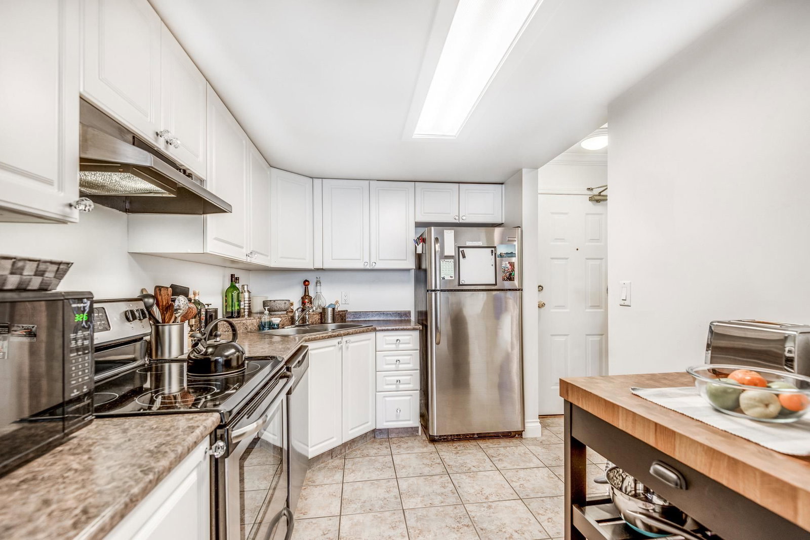 Listing Image 14