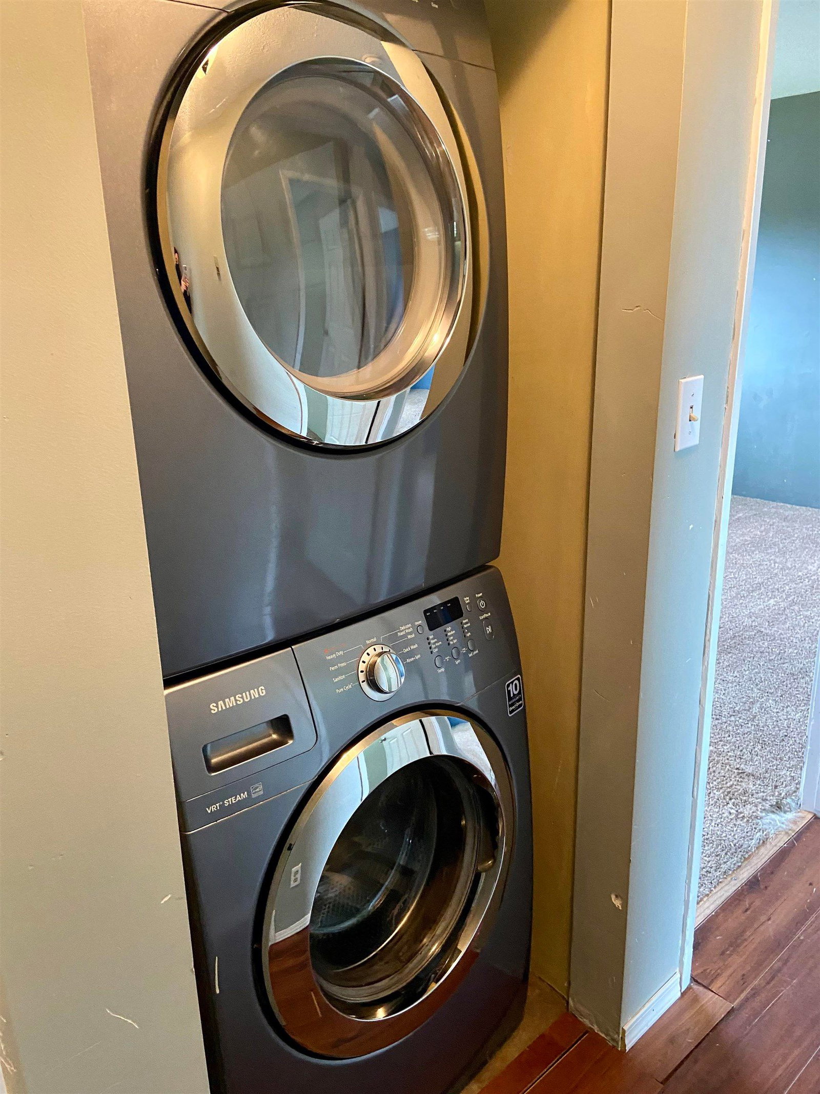 Listing Image 21