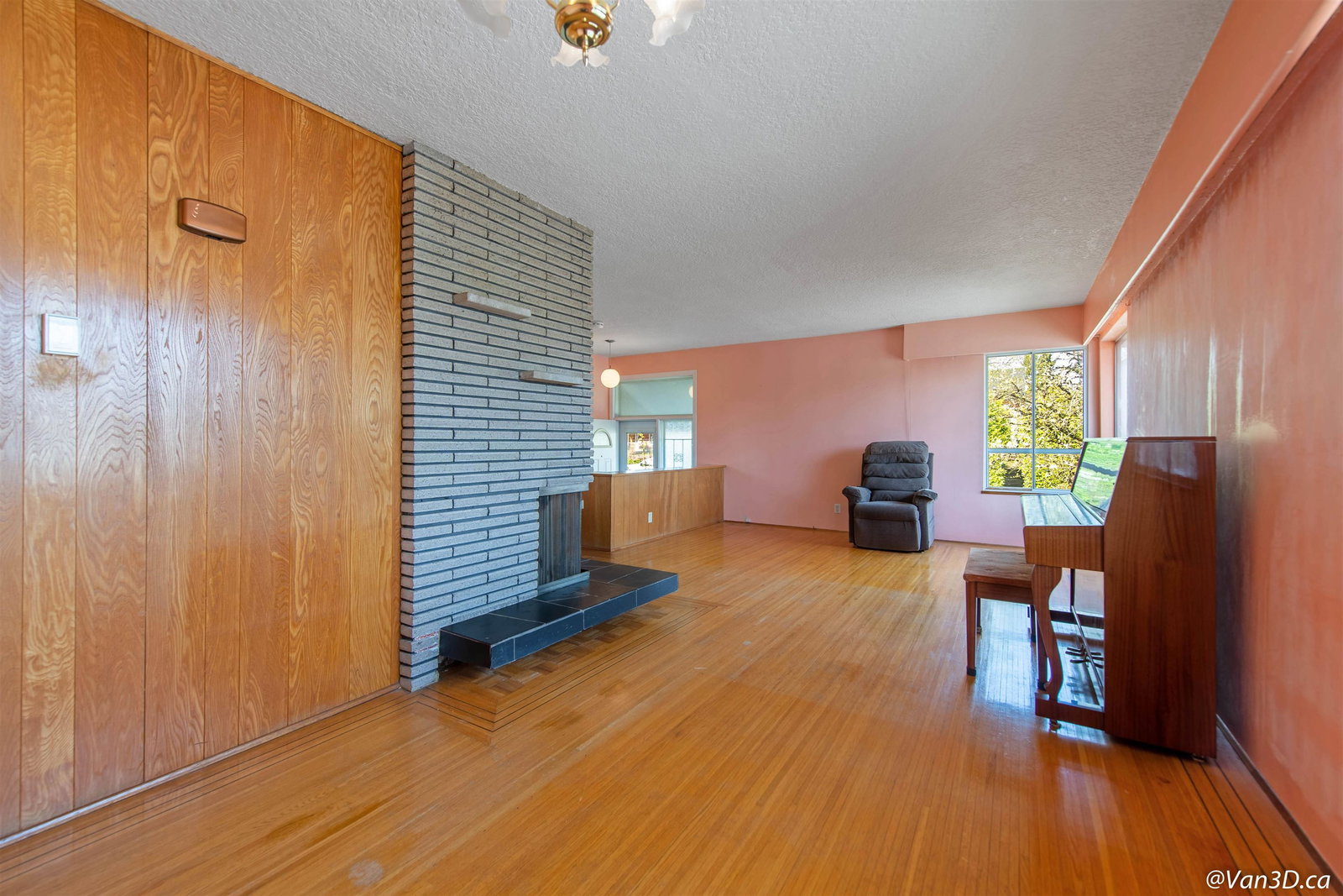 Listing Image 17