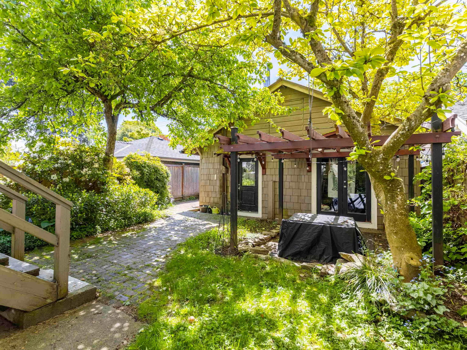 Listing Image 15