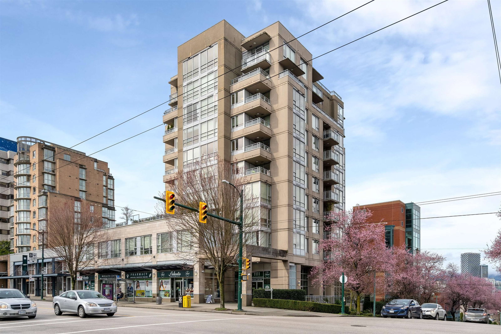 Listing Image 20