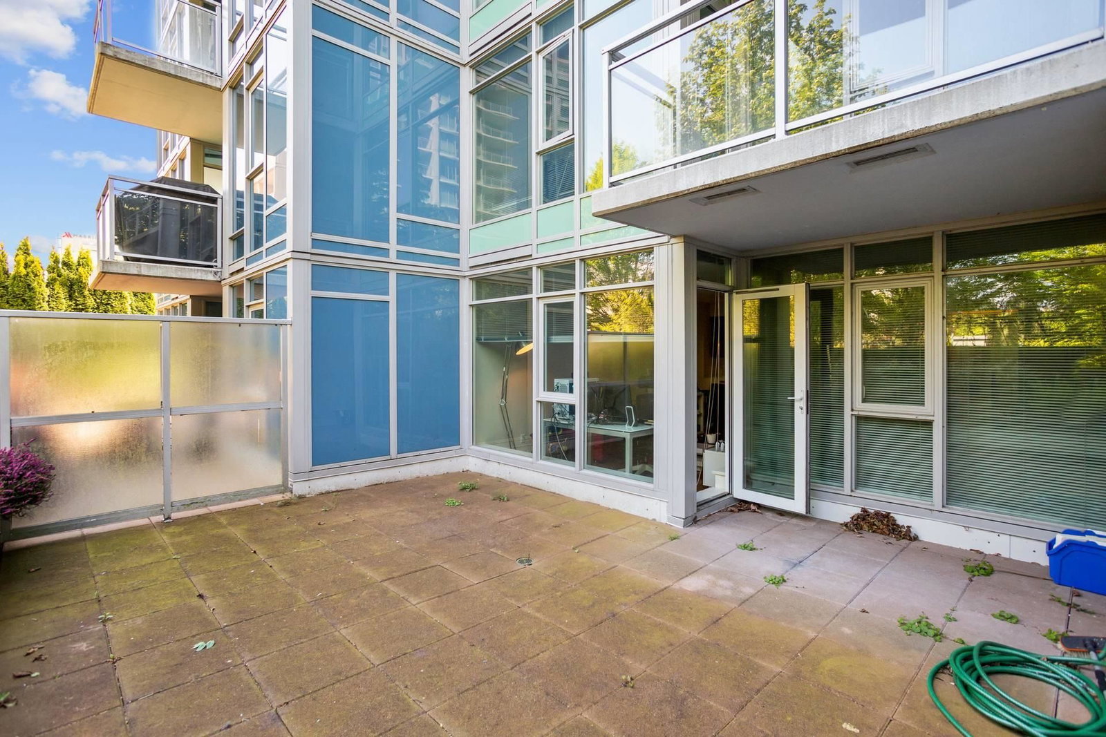 Listing Image 14