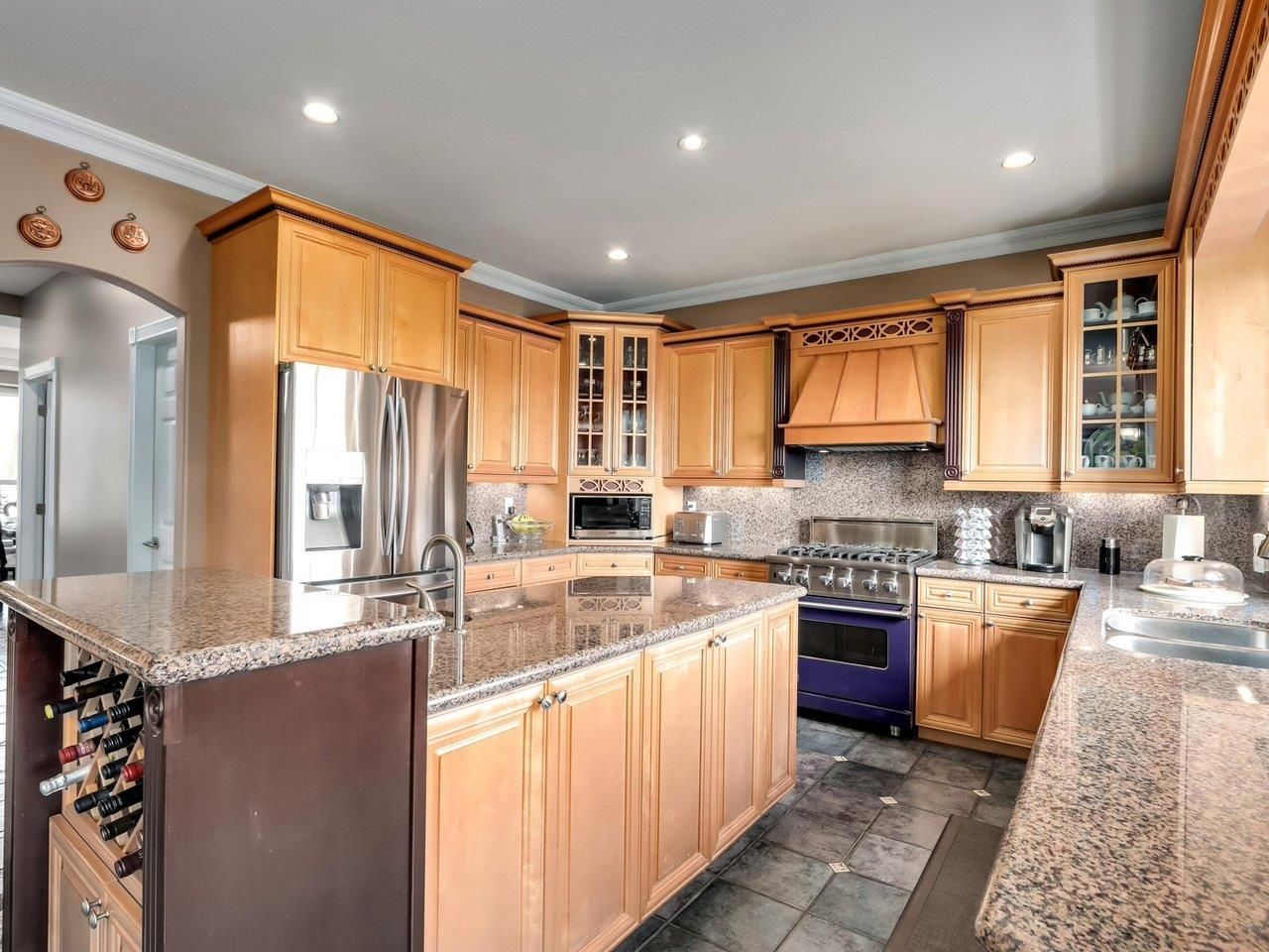 Listing Image 9
