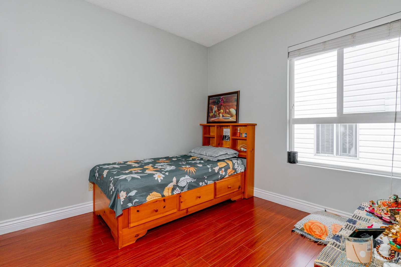 Listing Image 18