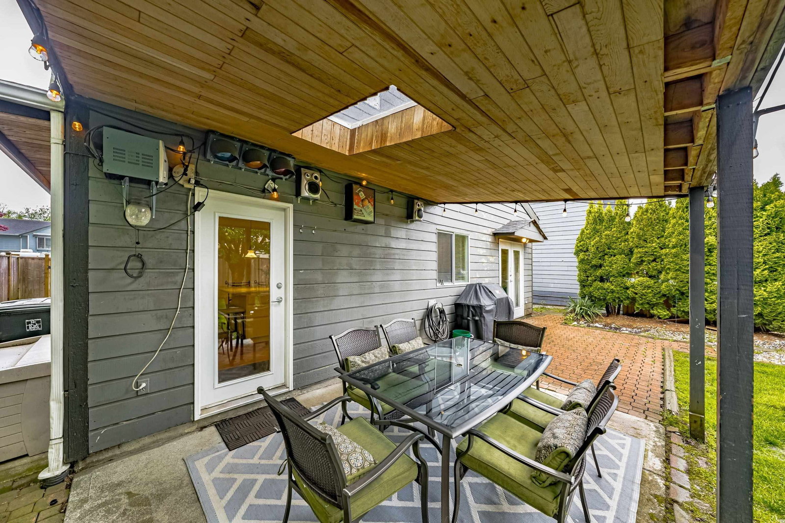 Listing Image 22