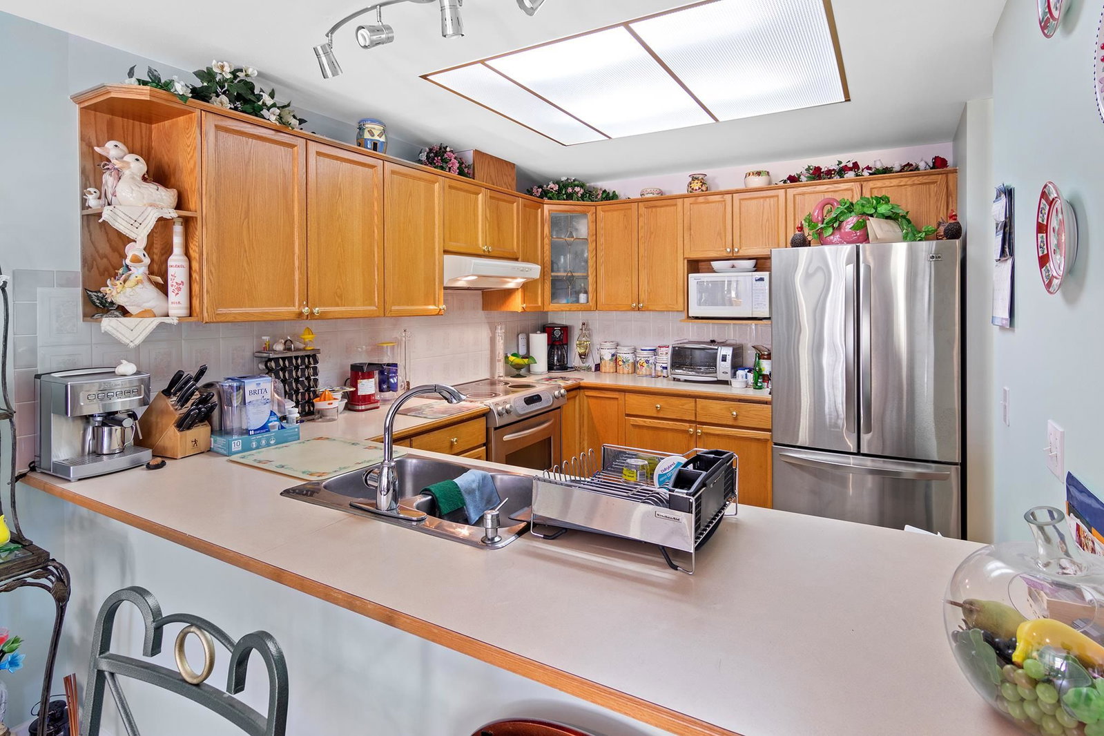 Listing Image 11