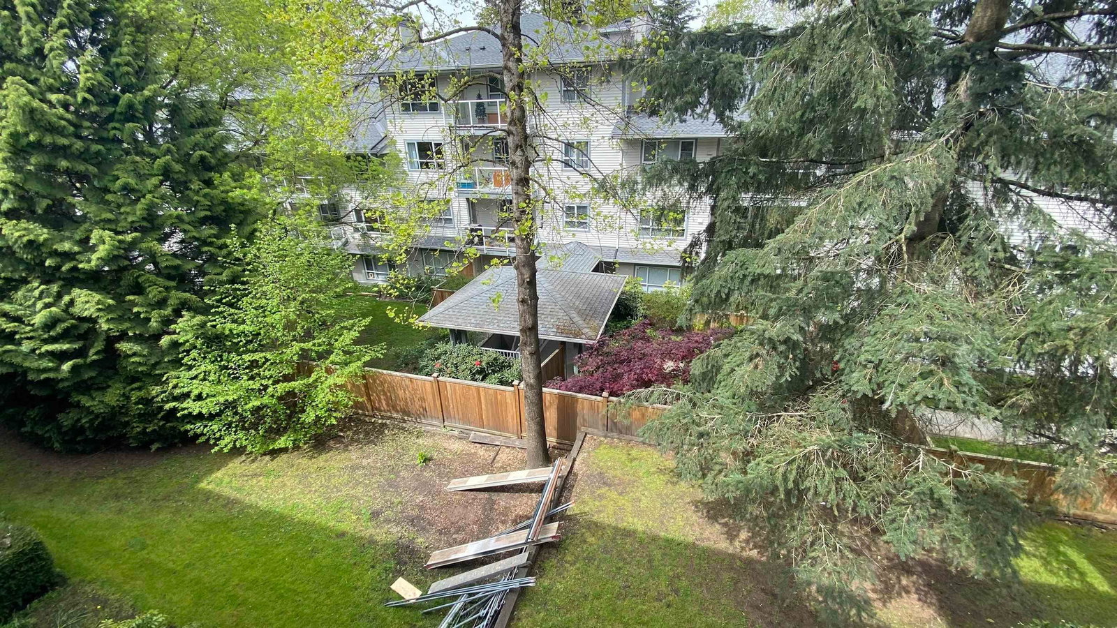 Listing Image 8