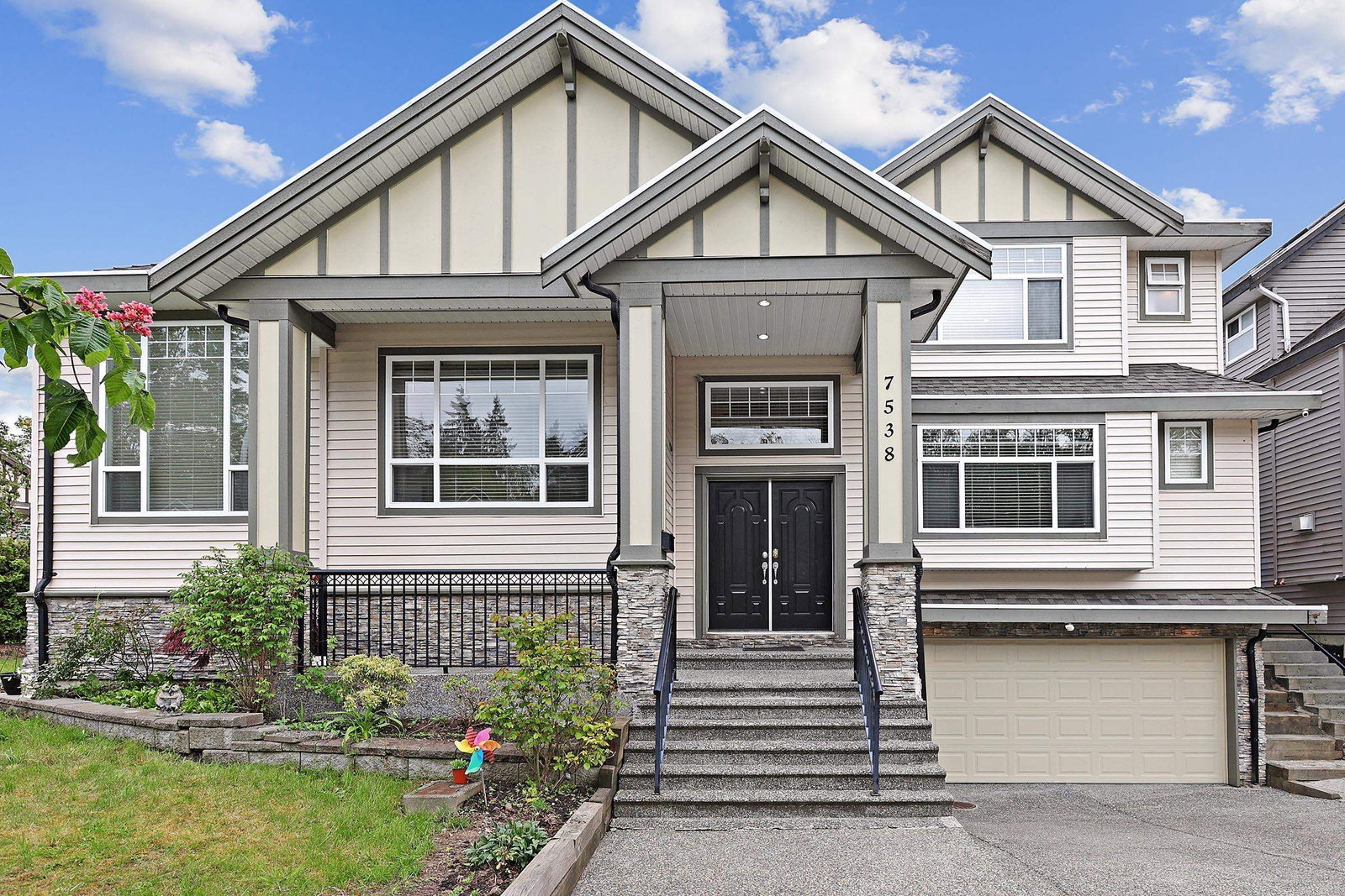Listing Image 1
