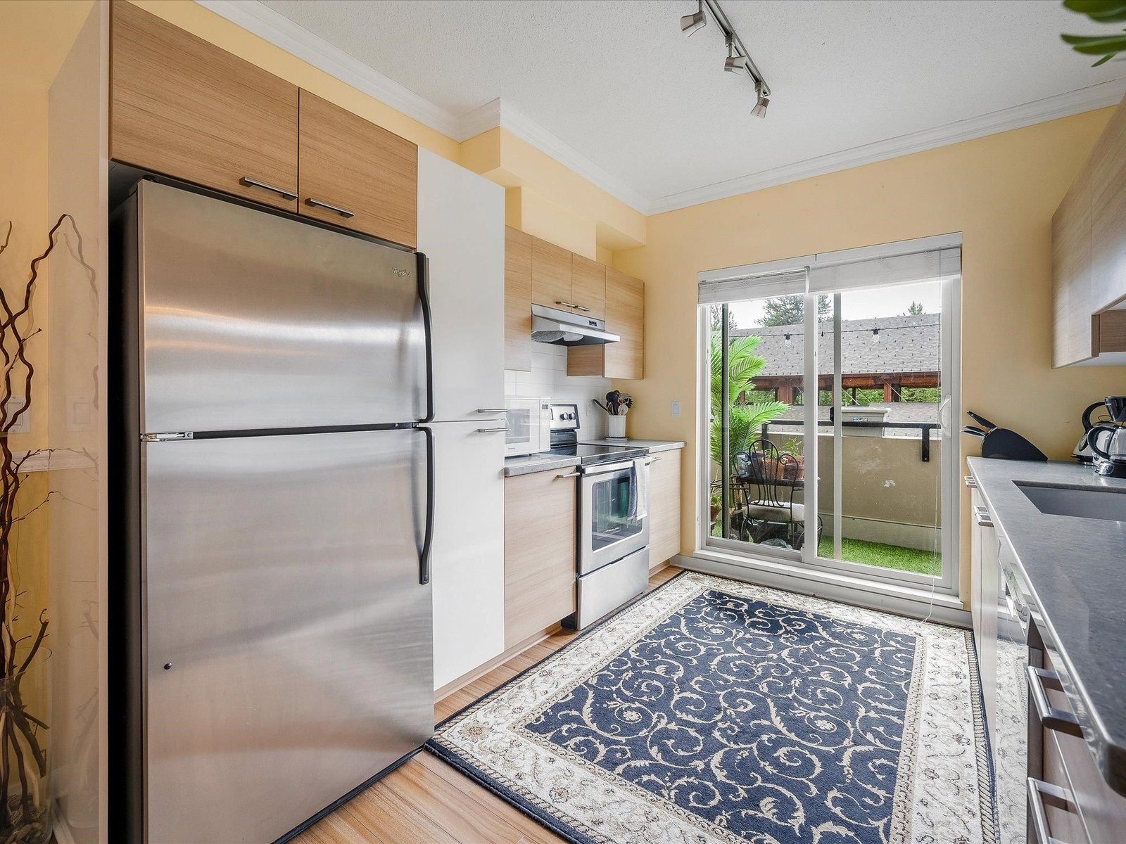 Listing Image 9
