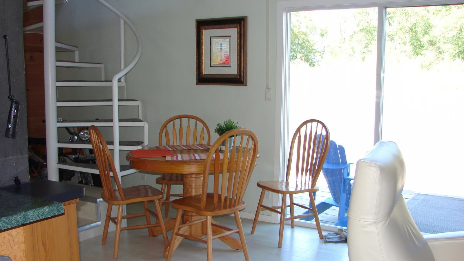 Listing Image 5