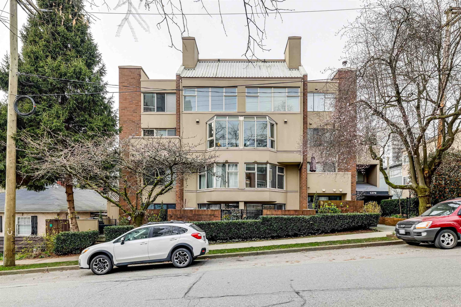 Listing Image 22