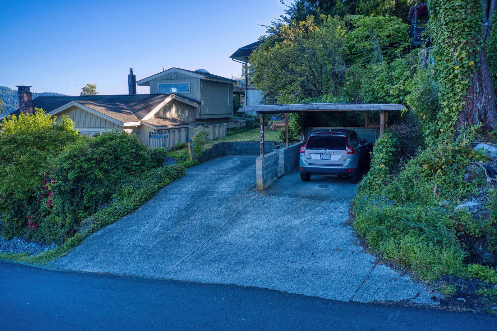 Listing Image 23