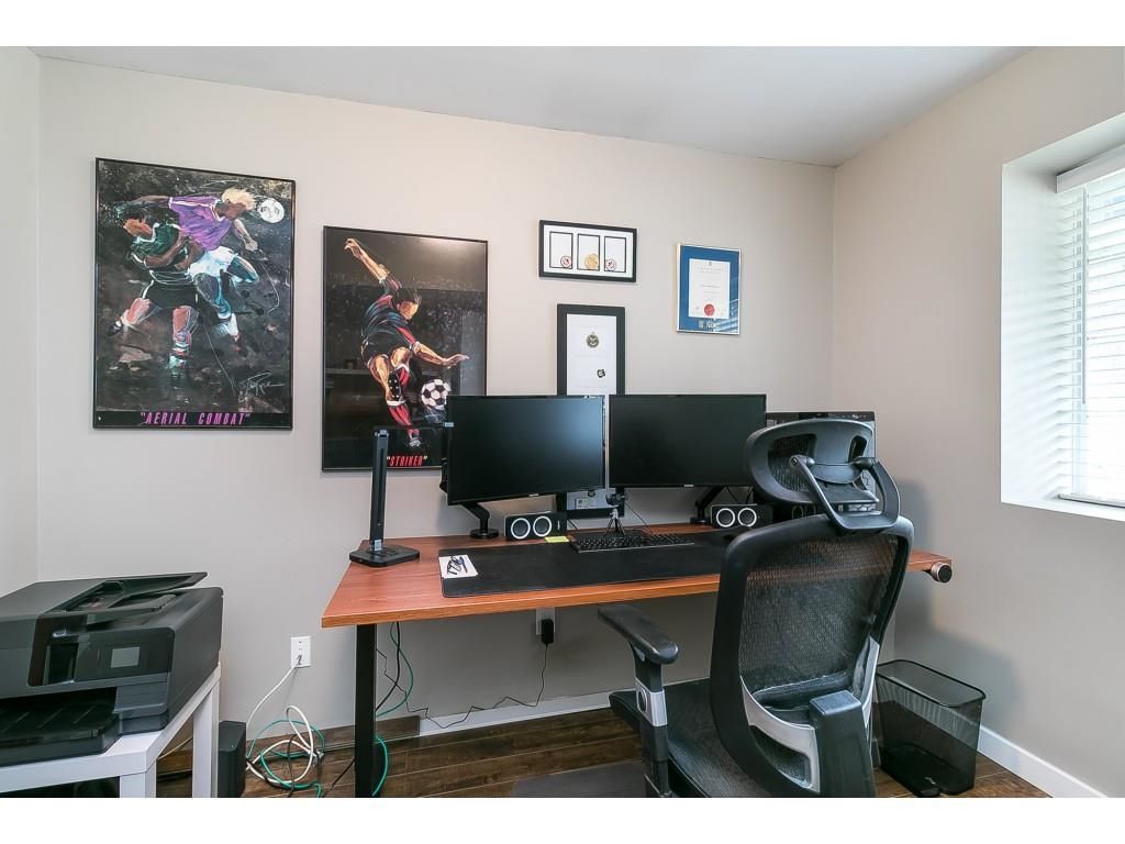 Listing Image 20