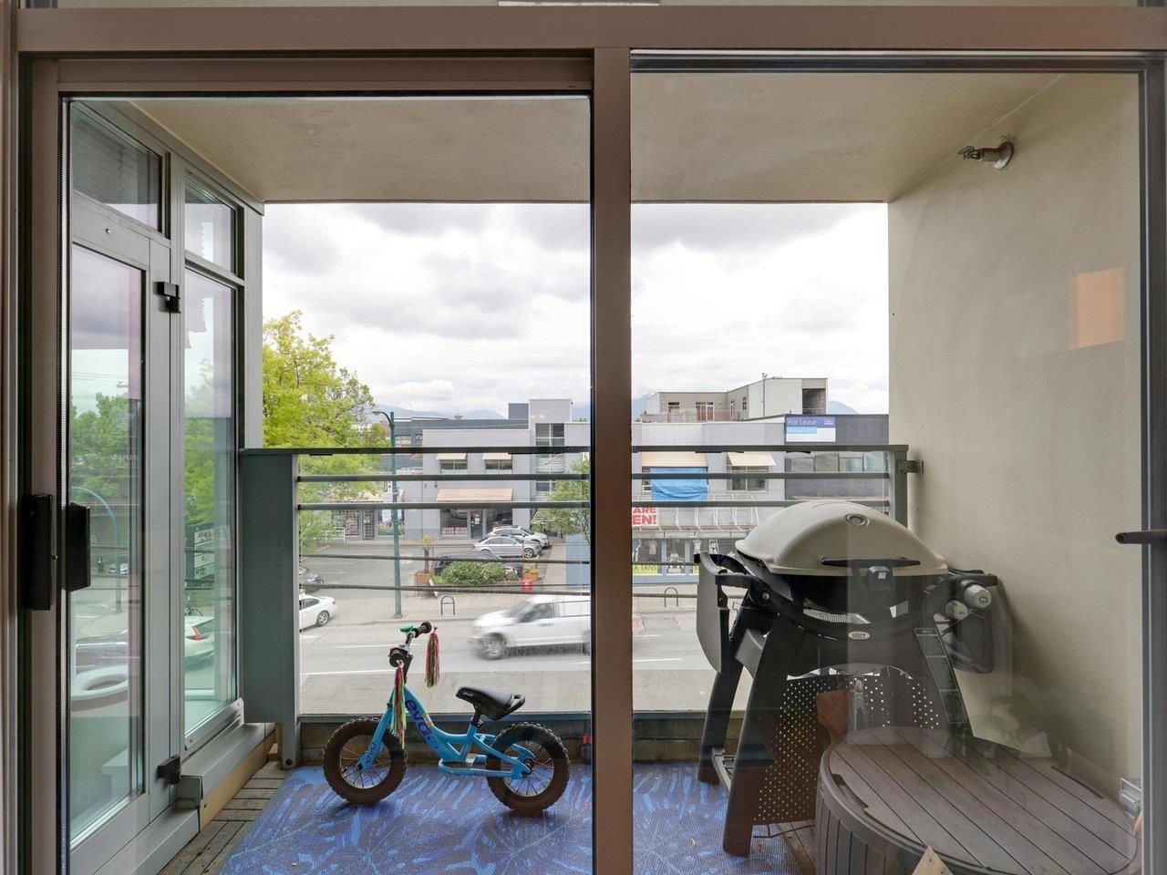 Listing Image 21