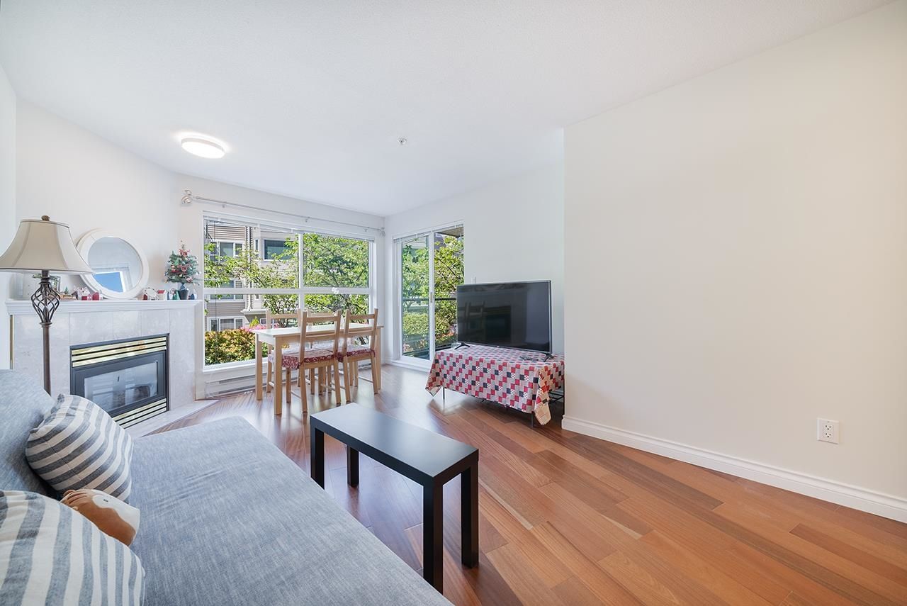 Listing Image 9