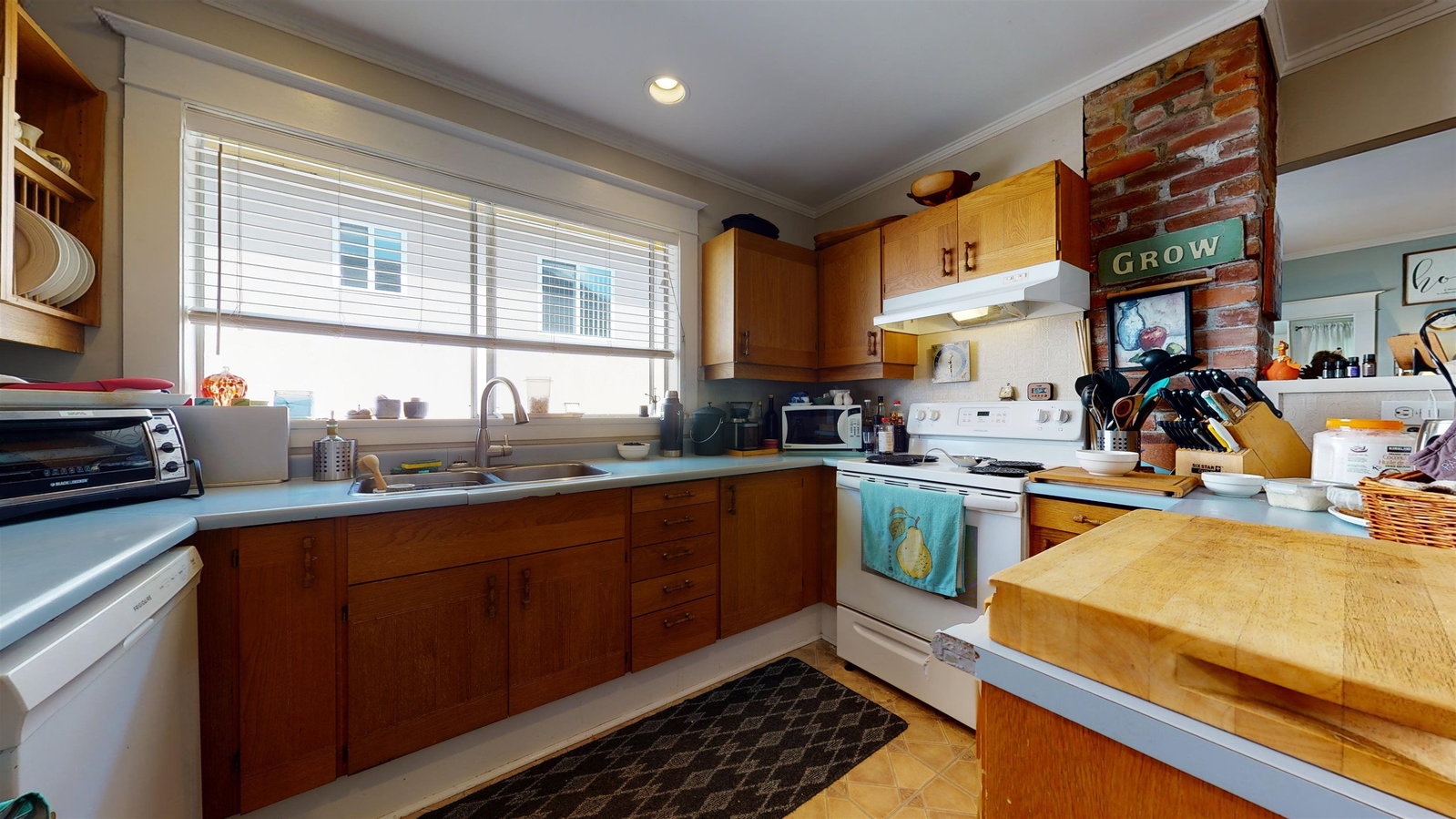 Listing Image 14