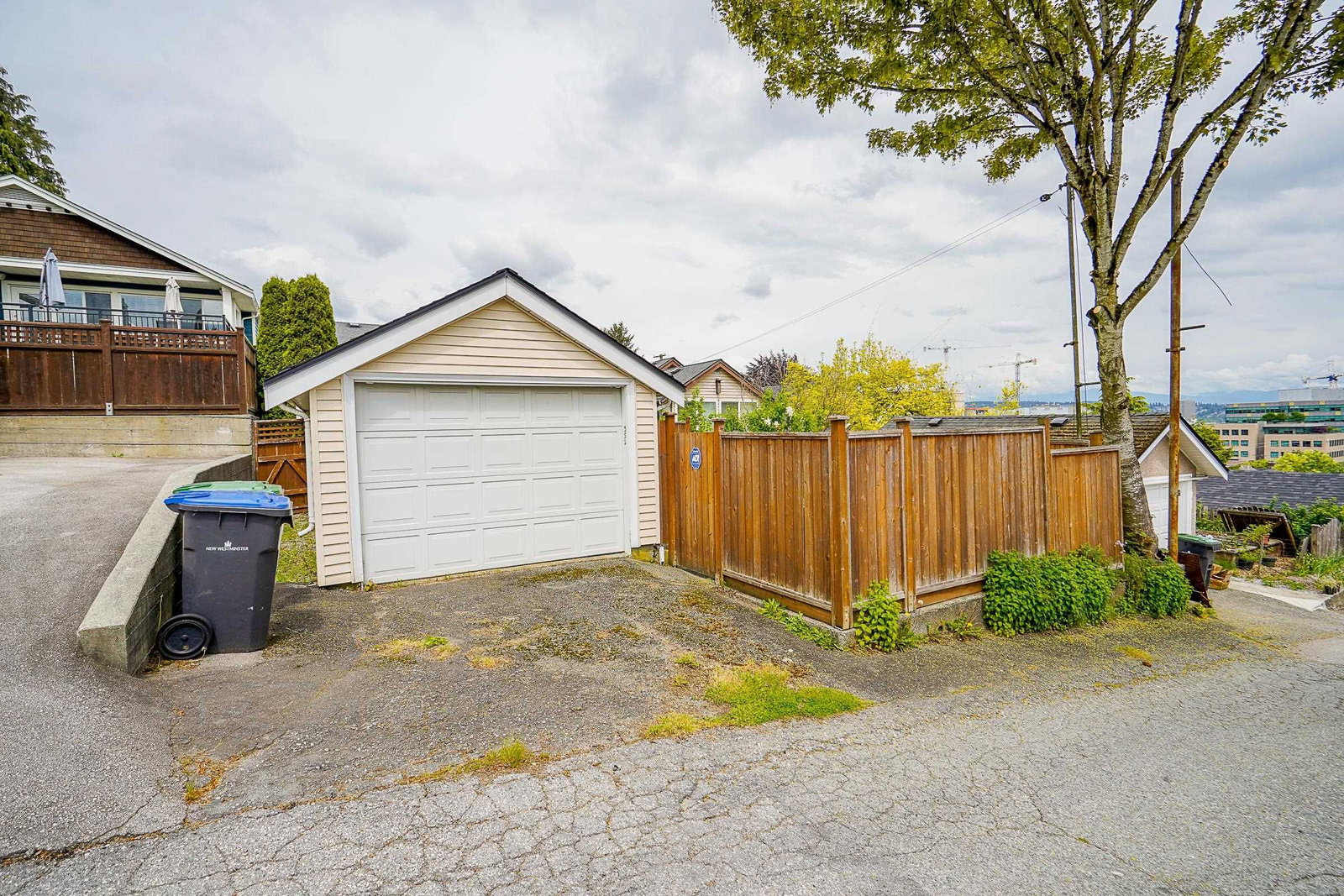 Listing Image 33