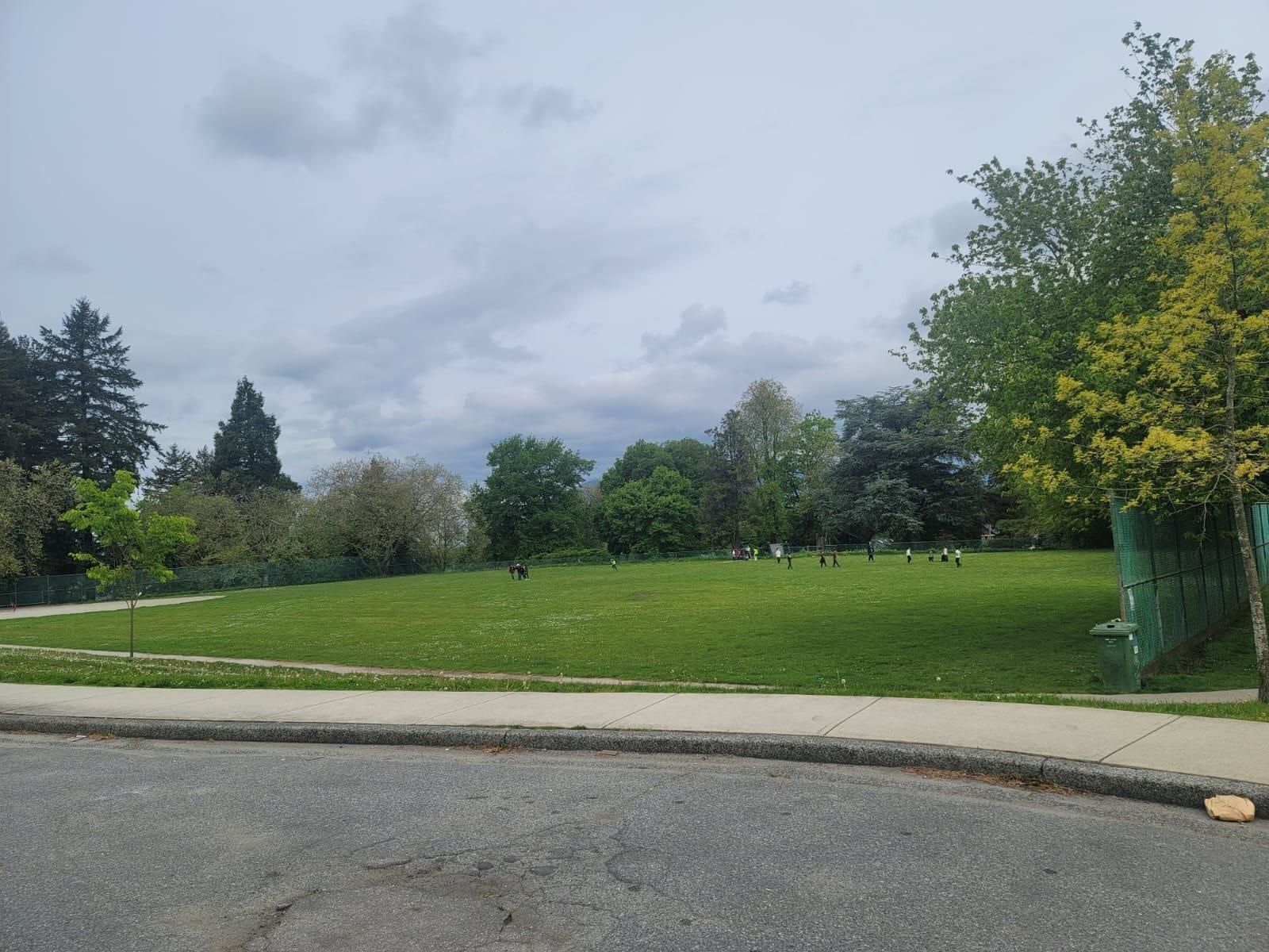 Listing Image 6