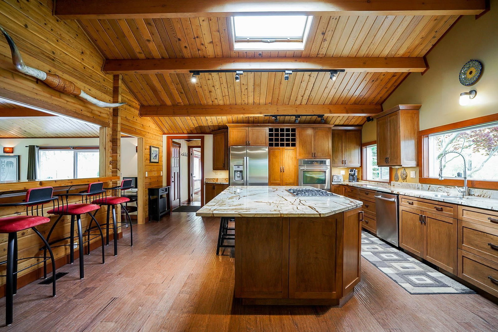 Listing Image 8