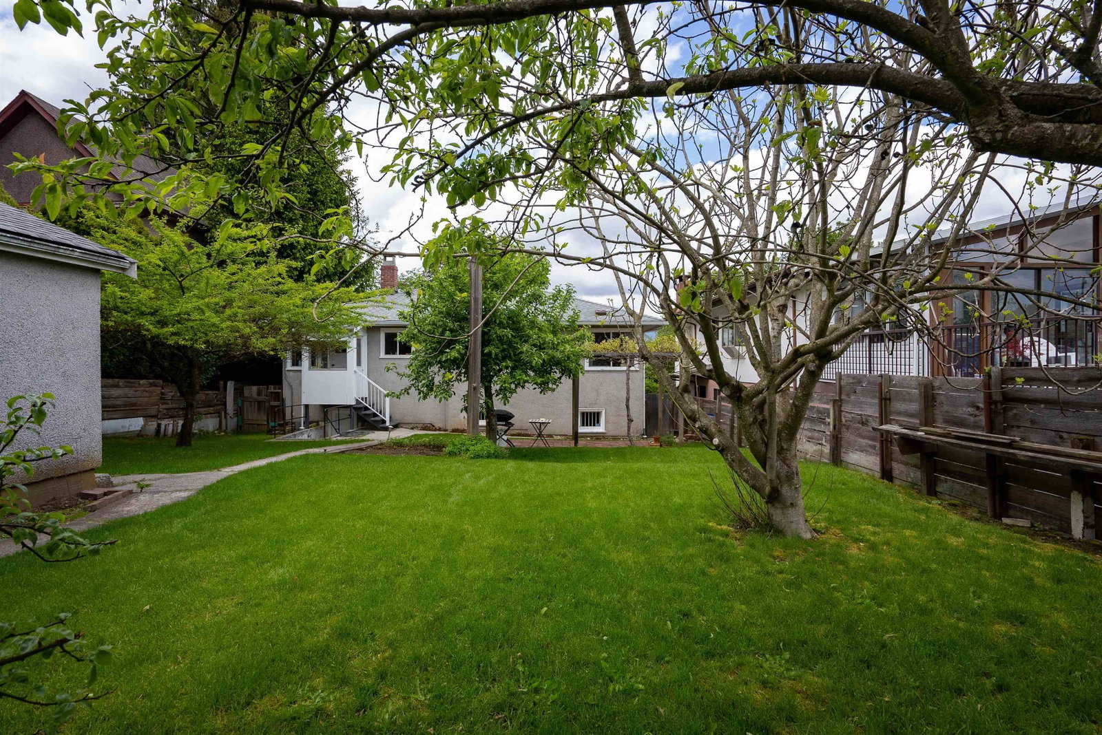 Listing Image 16