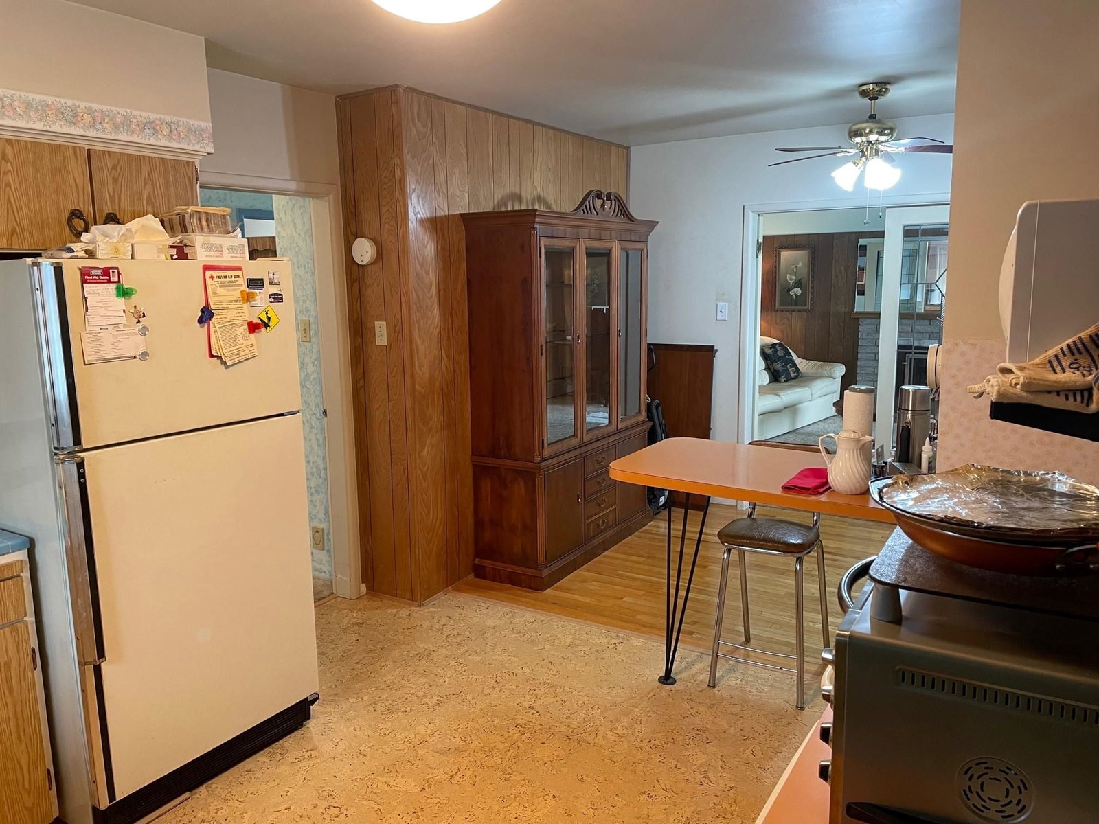 Listing Image 16