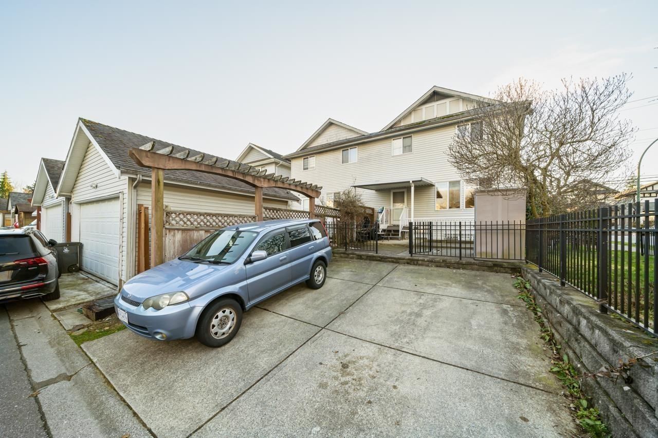 Listing Image 19