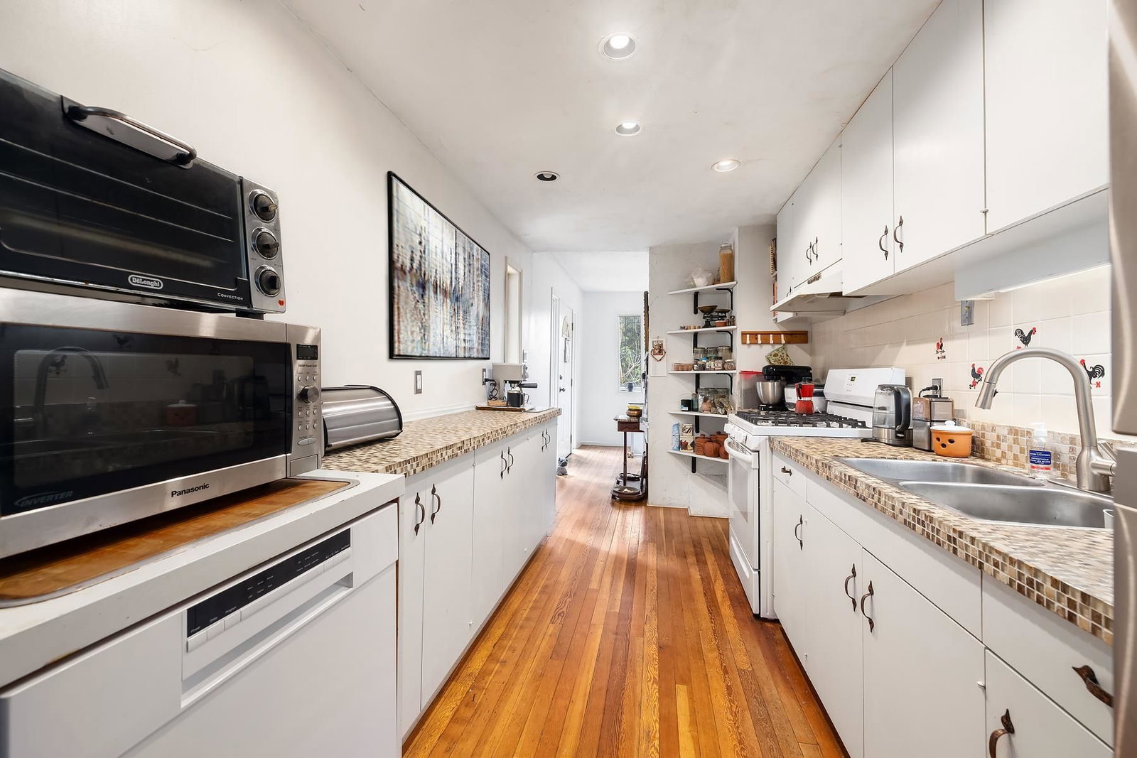 Listing Image 13