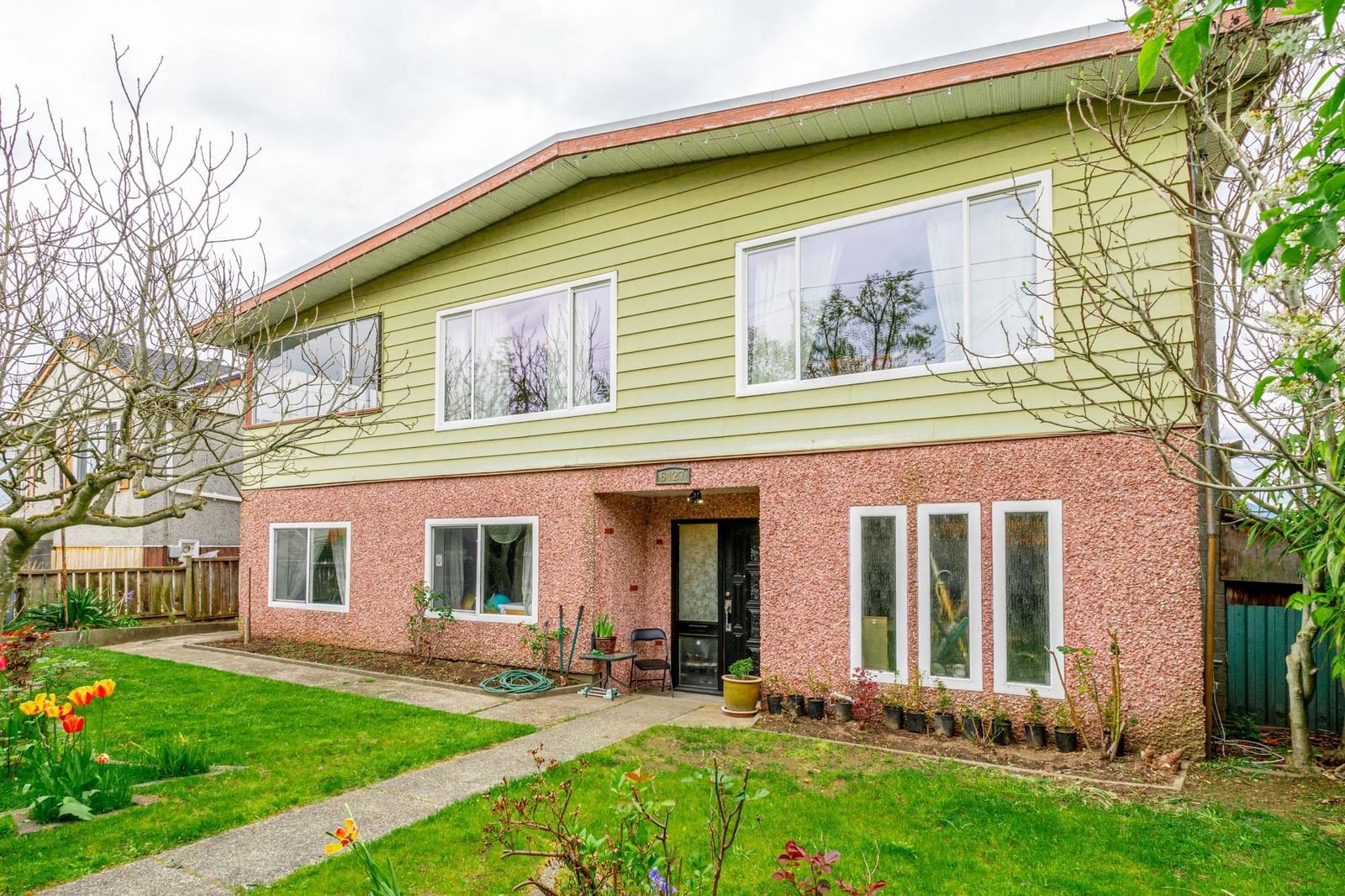 Listing Image 1