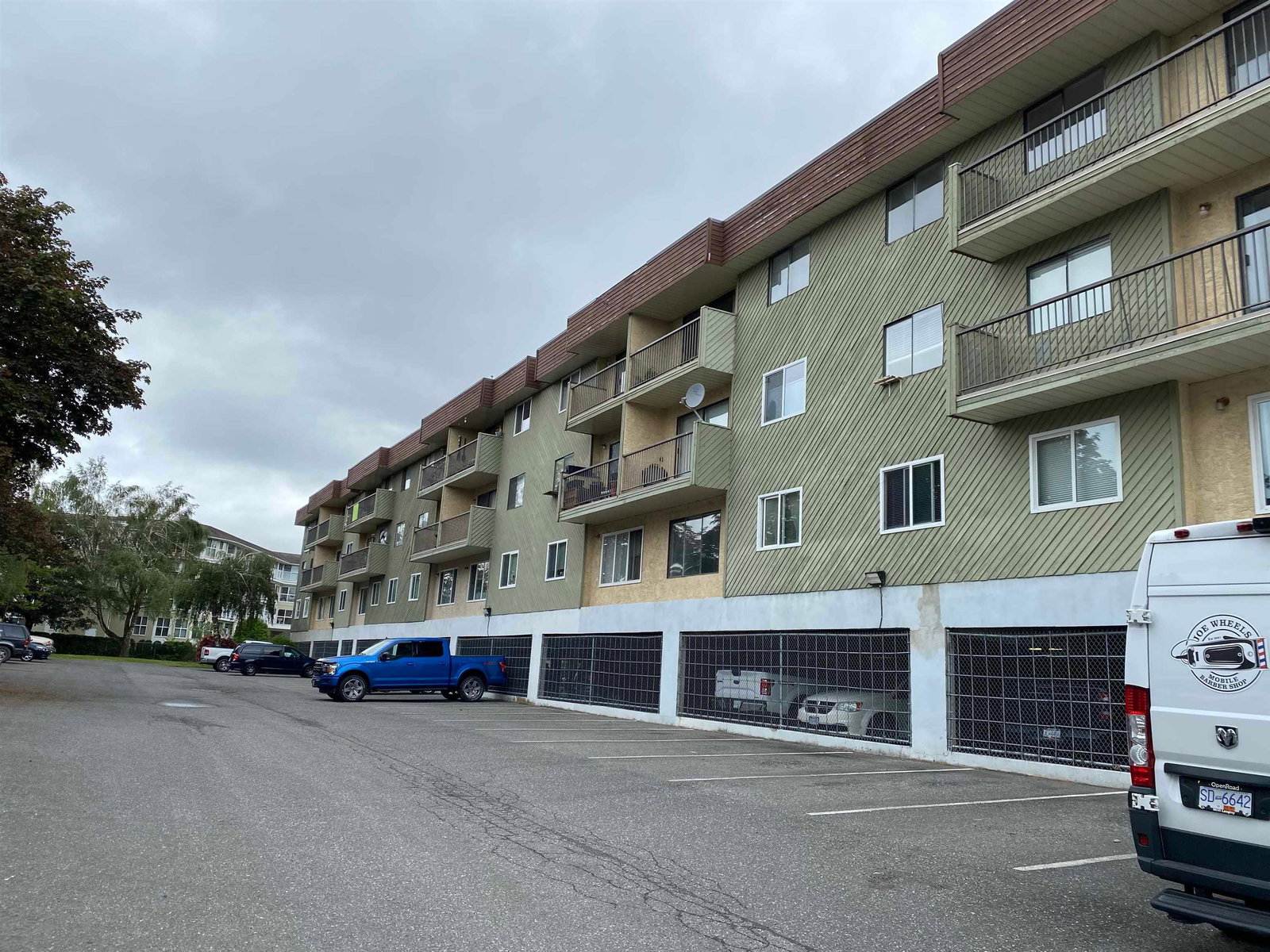 Listing Image 21