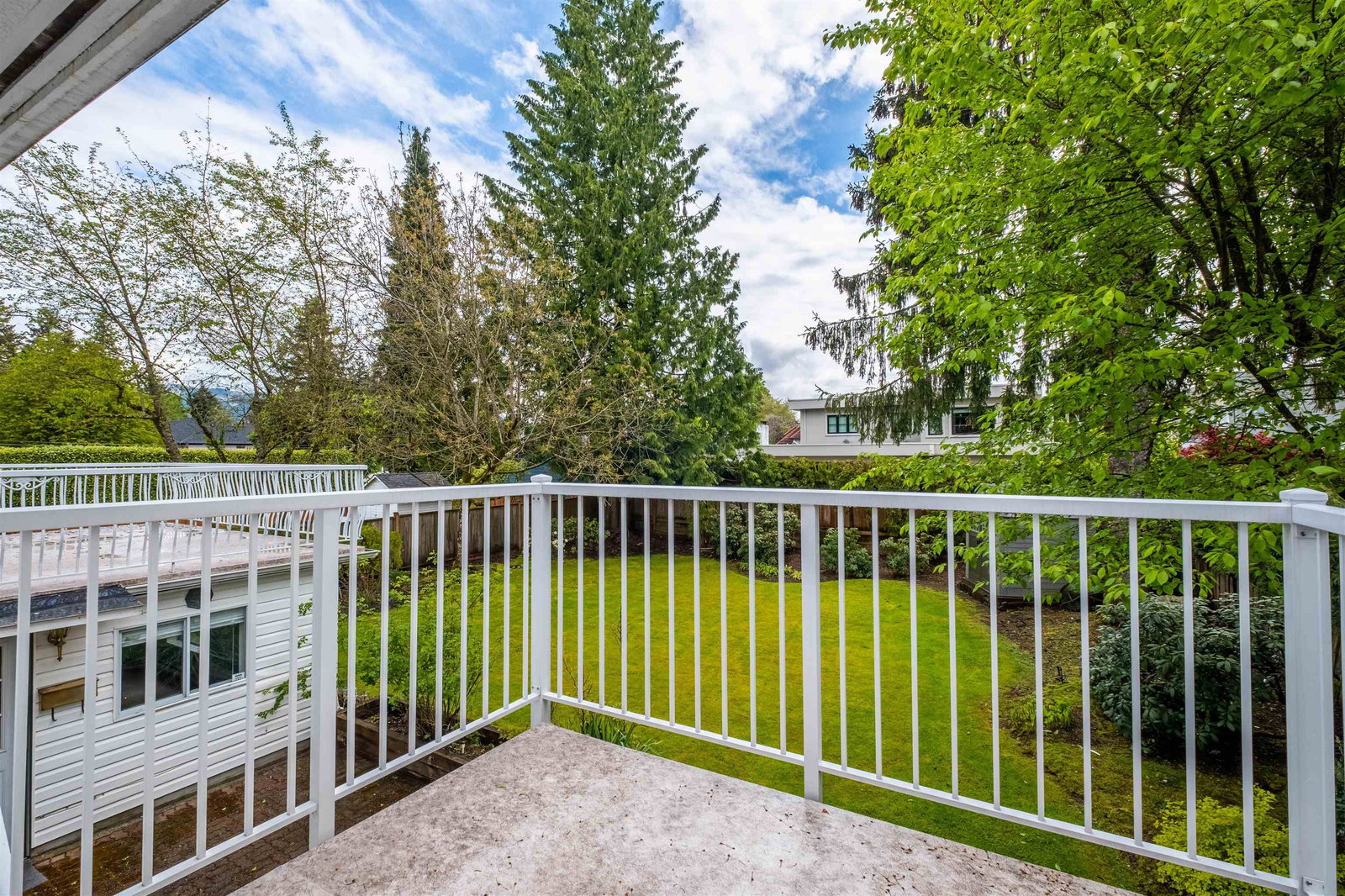 Listing Image 17