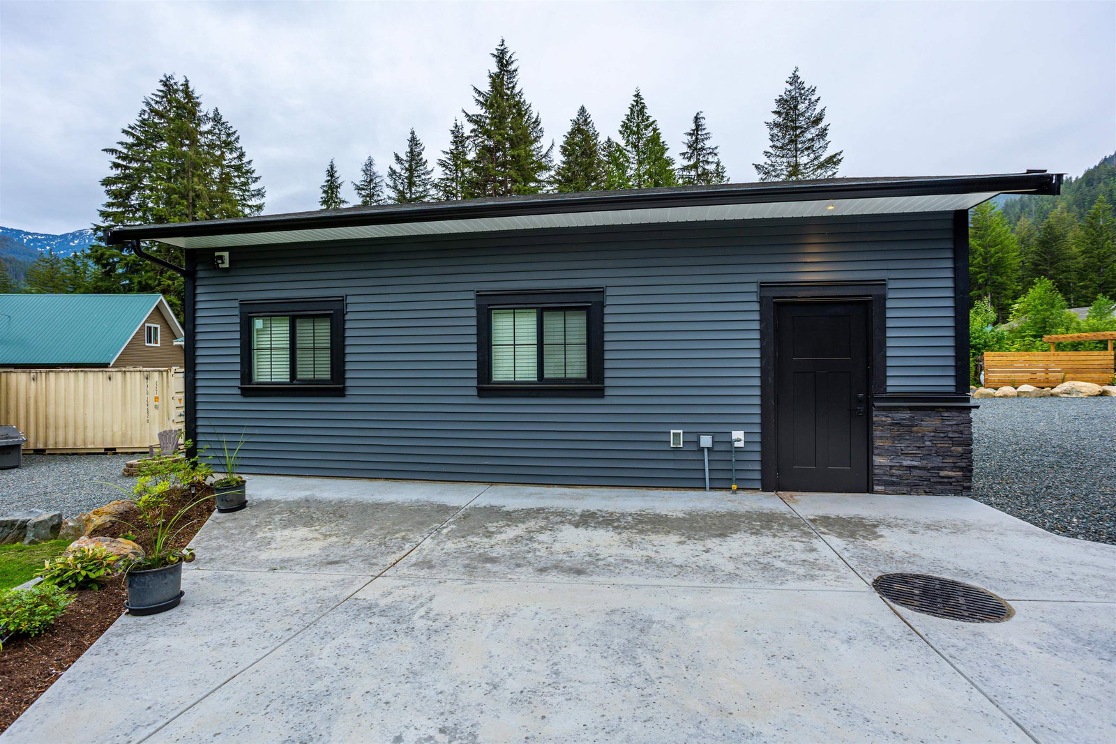 Listing Image 35