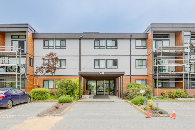 222 - 3411 Springfield Drive, Richmond, V7E 1Z1 | Image 2