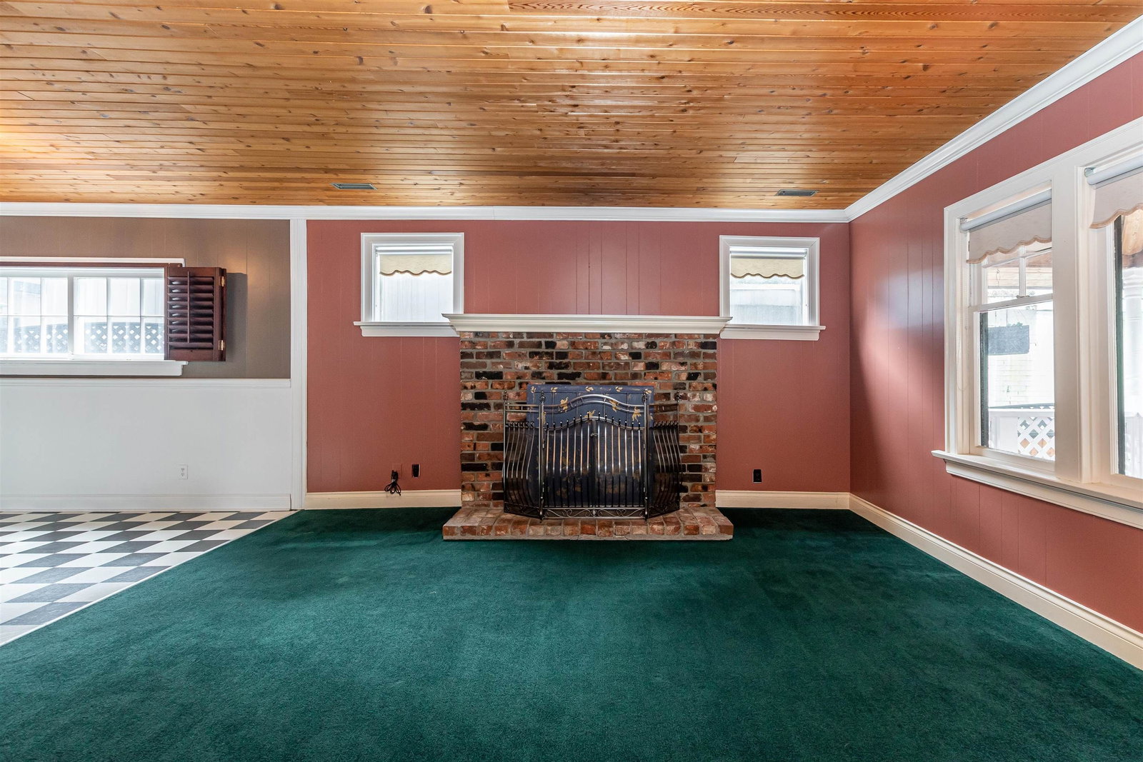 Listing Image 8
