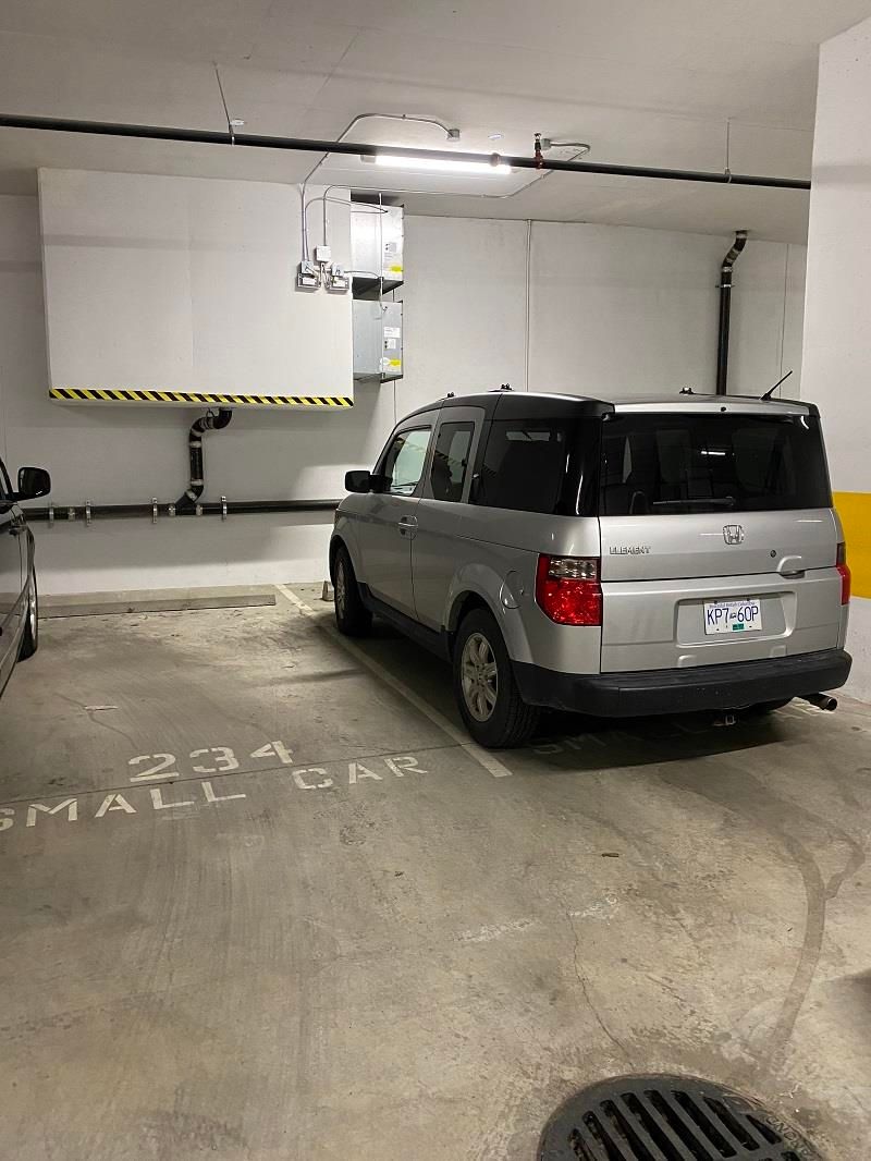 Listing Image 27