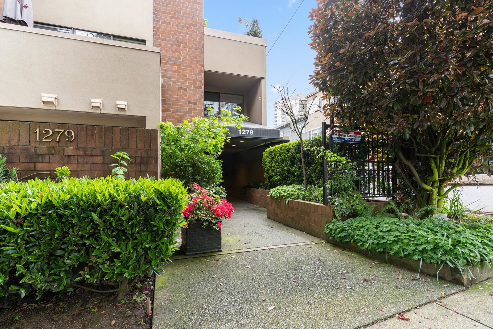 Listing Image 27