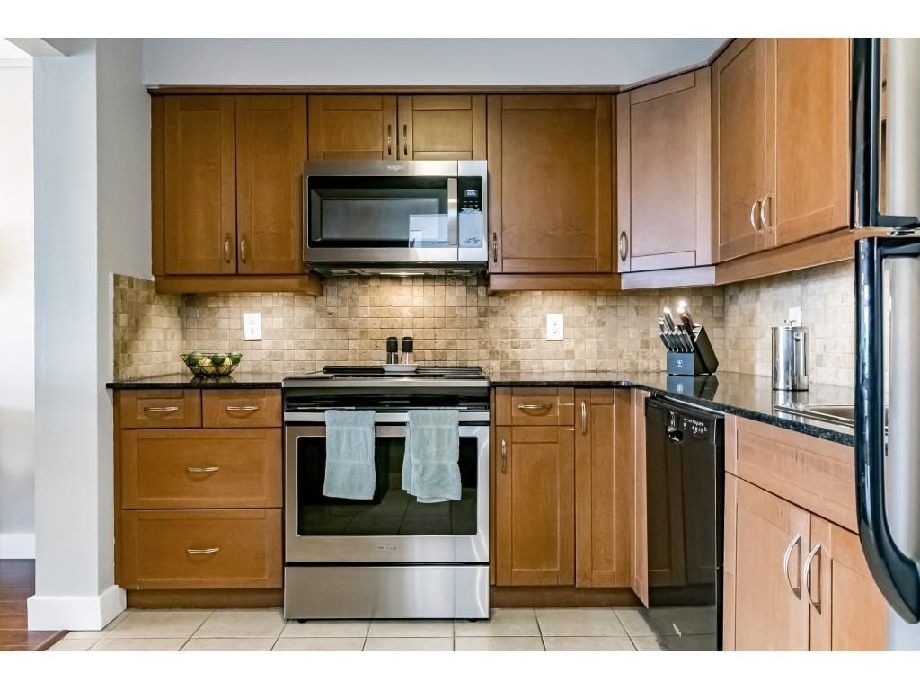 Listing Image 14