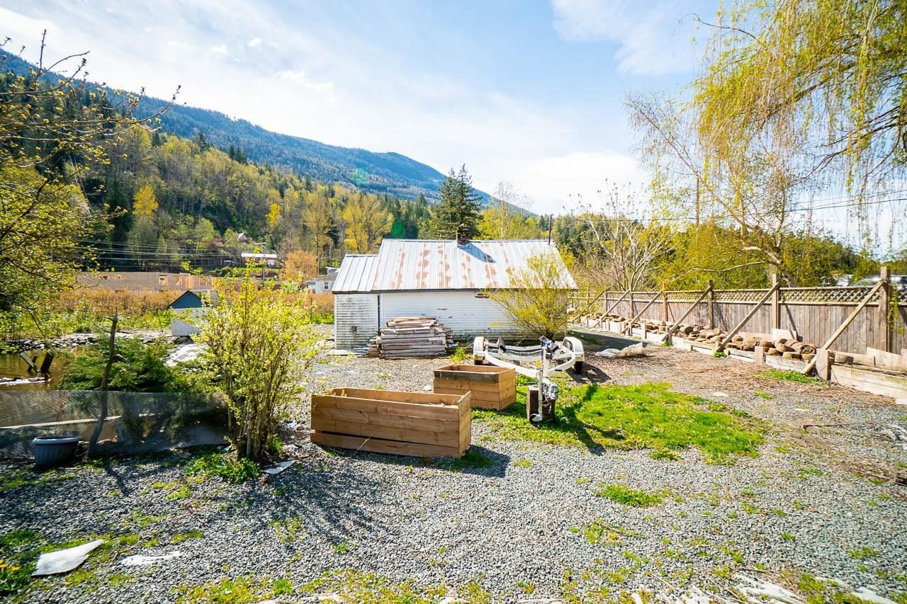 Listing Image 13