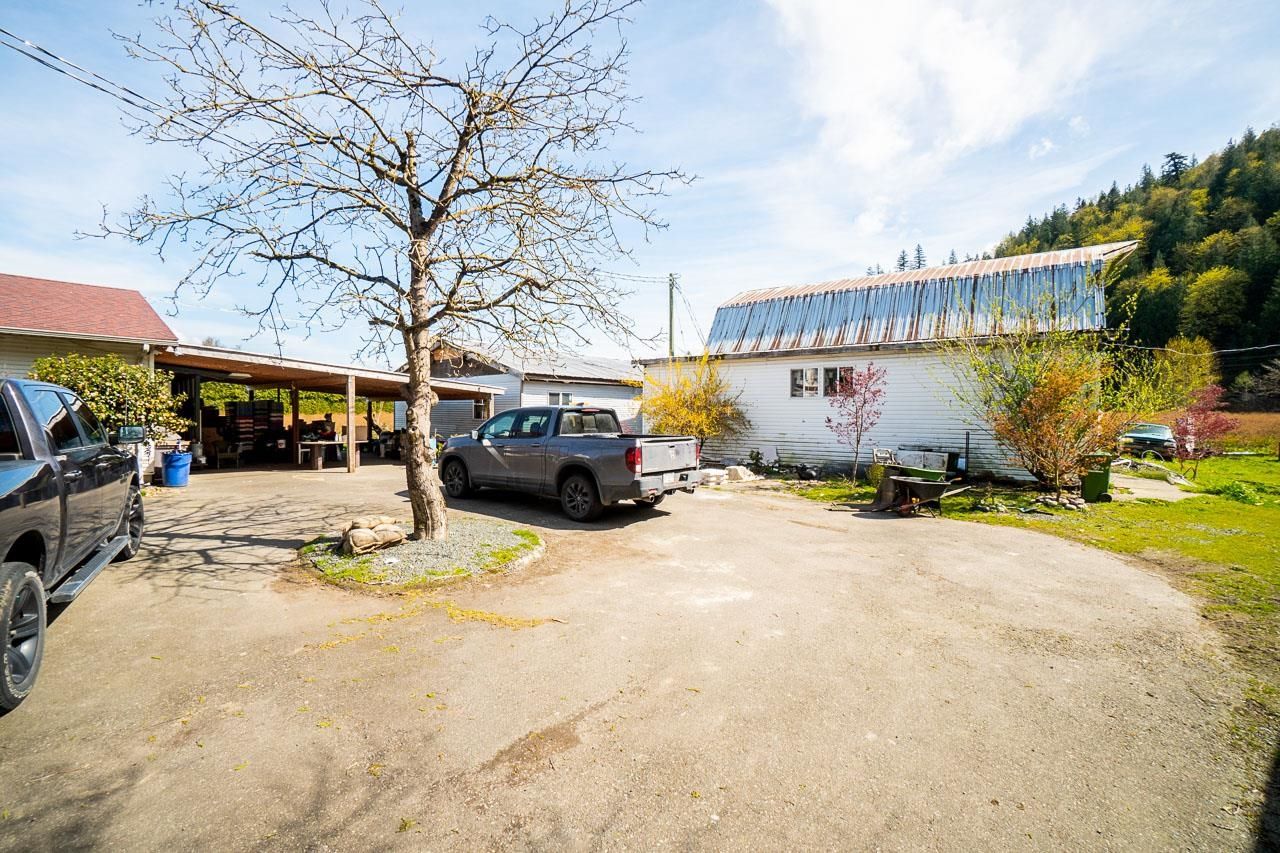 Listing Image 19
