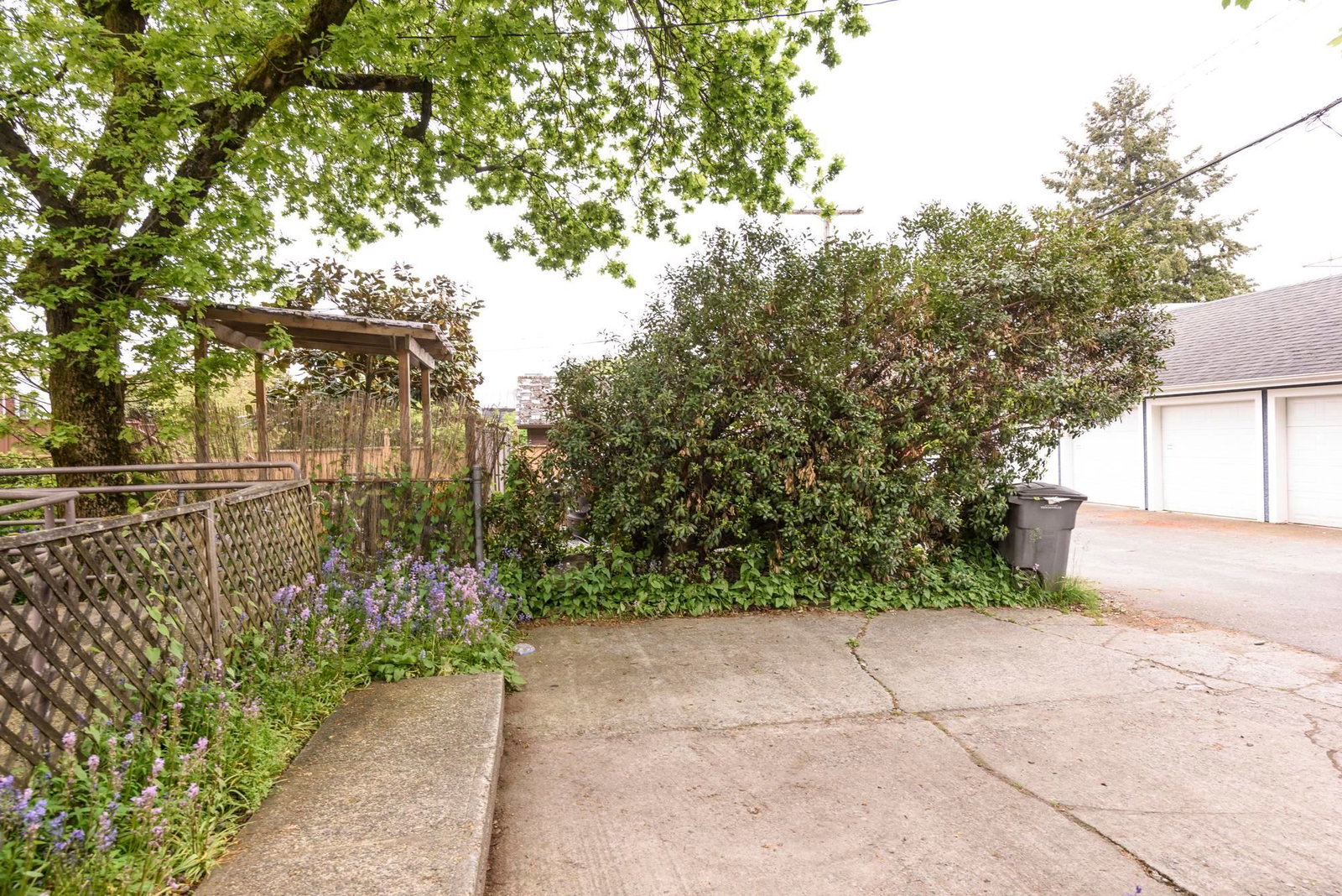 Listing Image 33