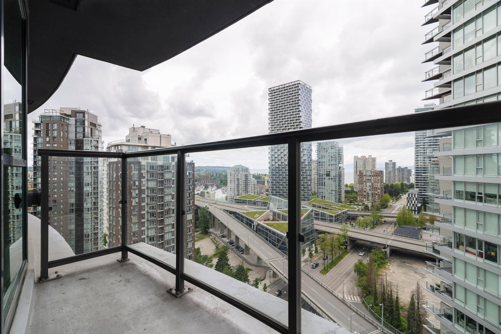 Listing Image 22